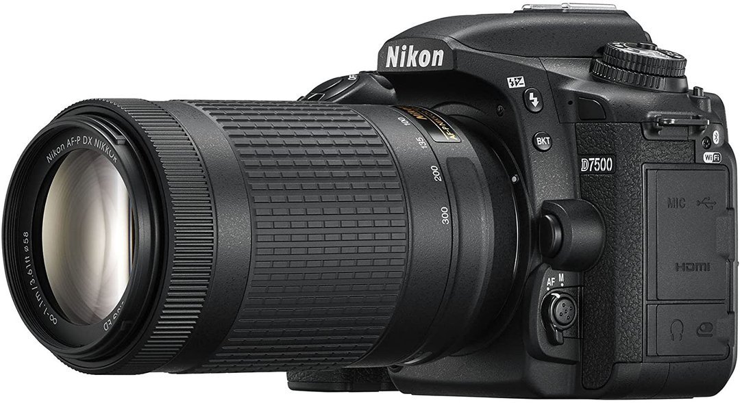 Kit de cámara réflex digital Nikon D7500 con lentes de zoom de 18-140 mm VR + 70-300 mm | Wifi integrado| Sensor CMOS de 20,9 MP | Procesador de imagen EXPEED 5 y Full HD 1080p | Conectividad Bluetooth SnapBridge