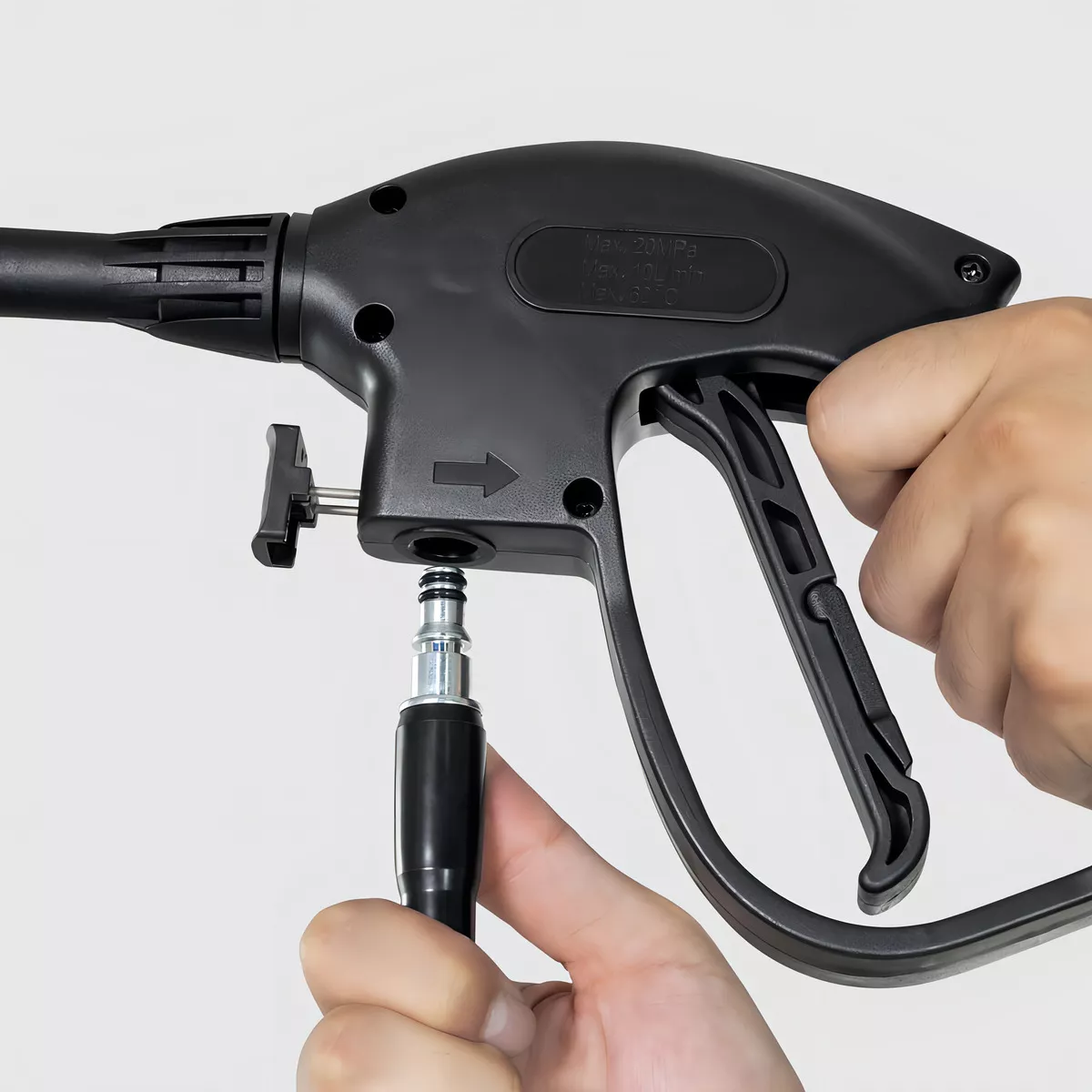 Lavadora de alta presión Kärcher Compacta amarilla y negra de 1200 W con 1500 psi de presión máxima de 110 V