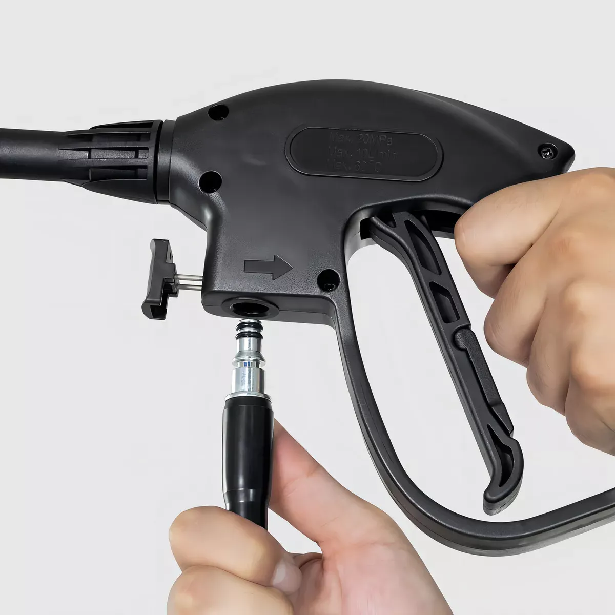 Lavadora de alta presión Kärcher Compacta amarilla y negra de 1200 W con 1500 psi de presión máxima de 110 V