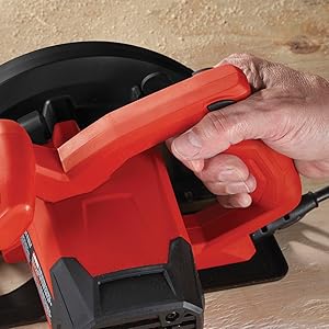 Skil circular with guarded trigger lock