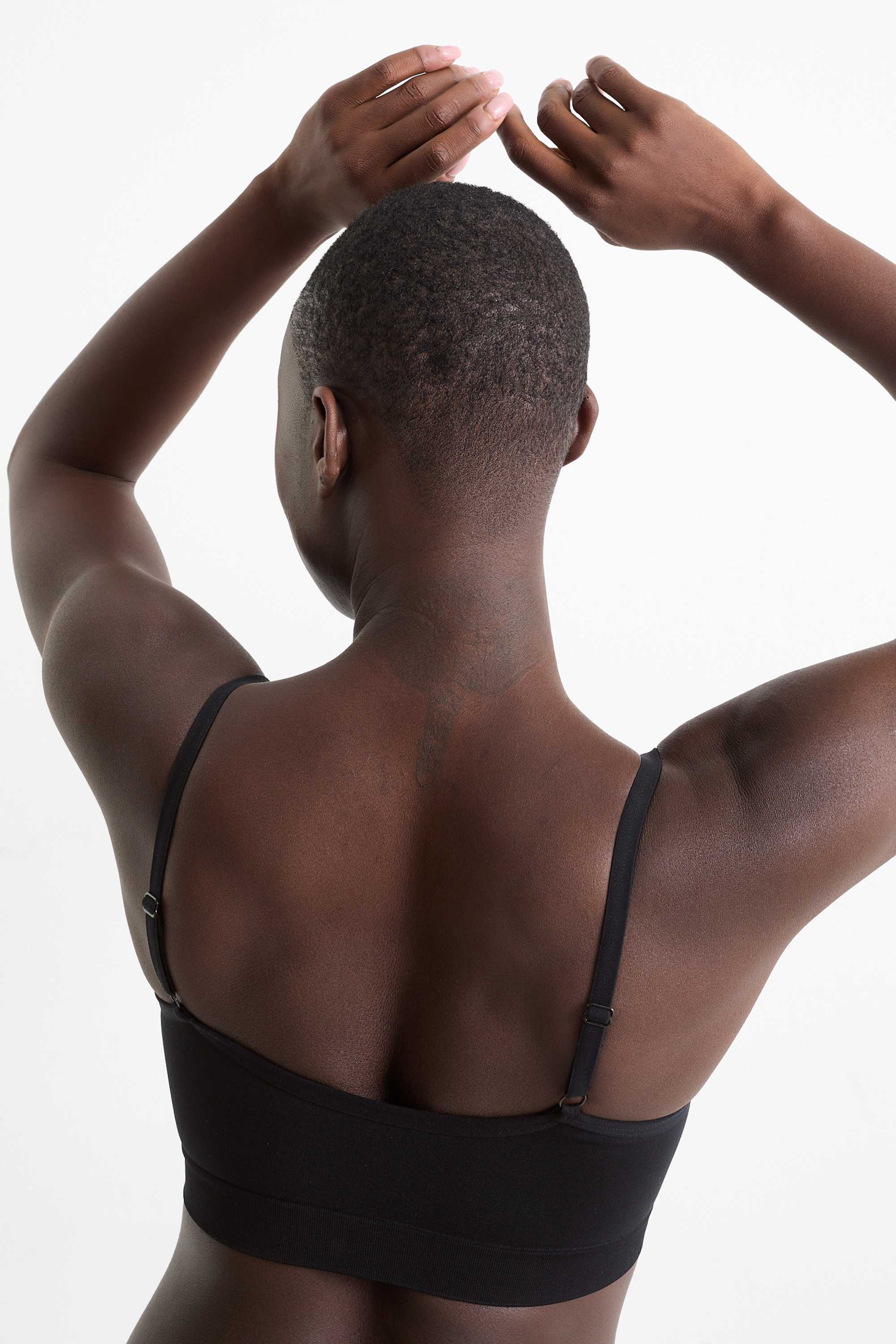 Bralette - seamless black