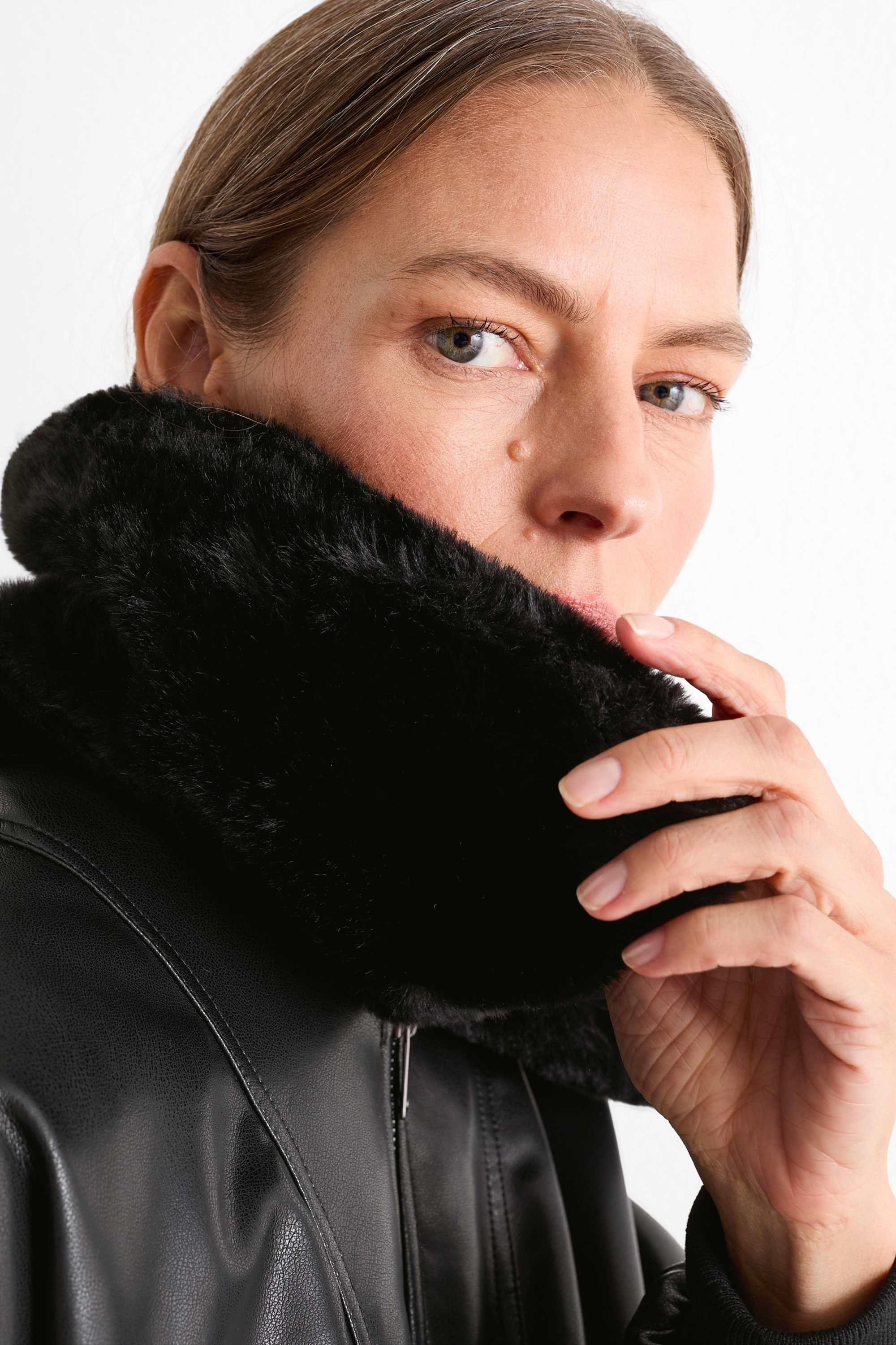 Bomber jacket with faux fur trim - faux leather black