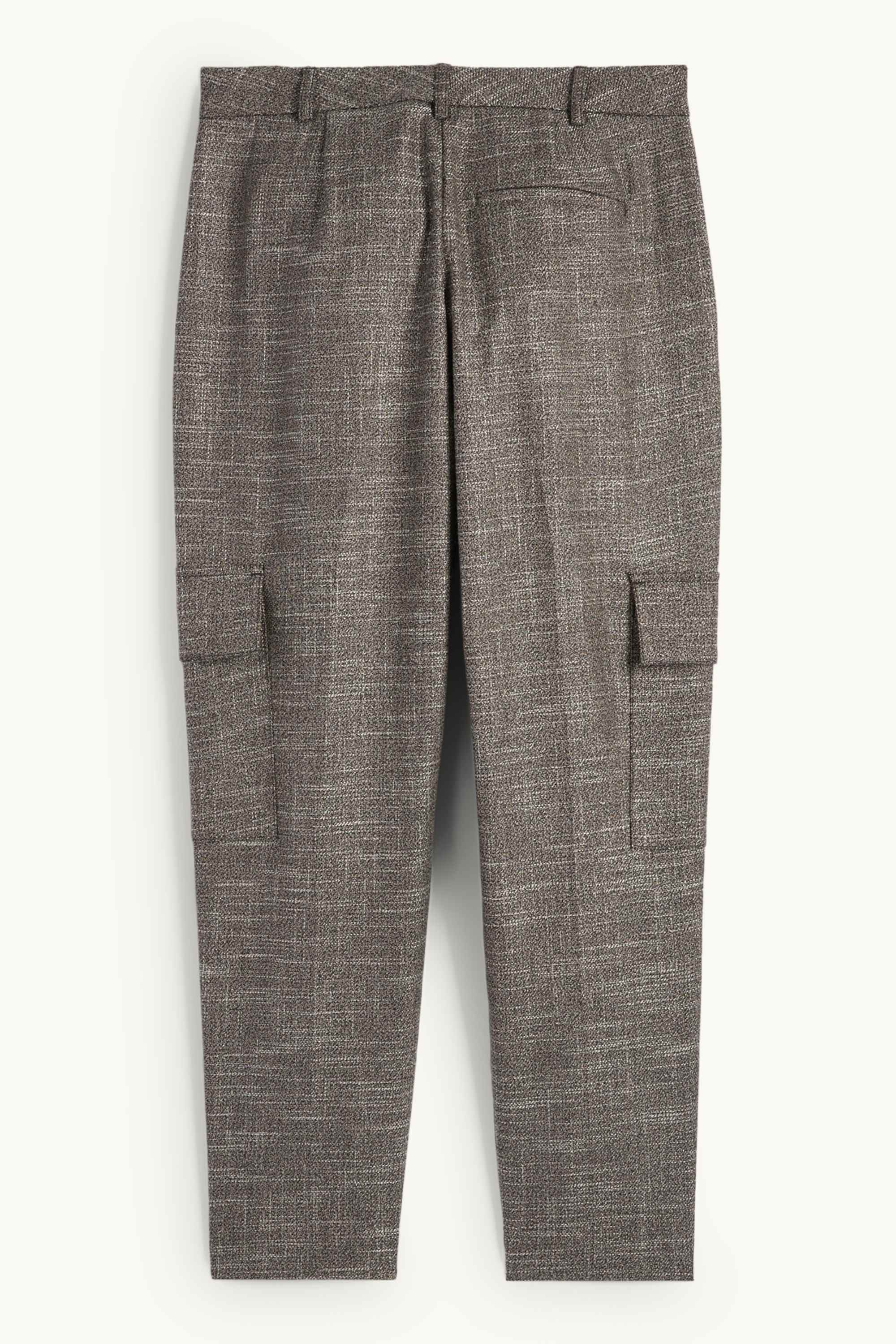 Cargo trousers - mid-rise waist - tapered fit gray-brown