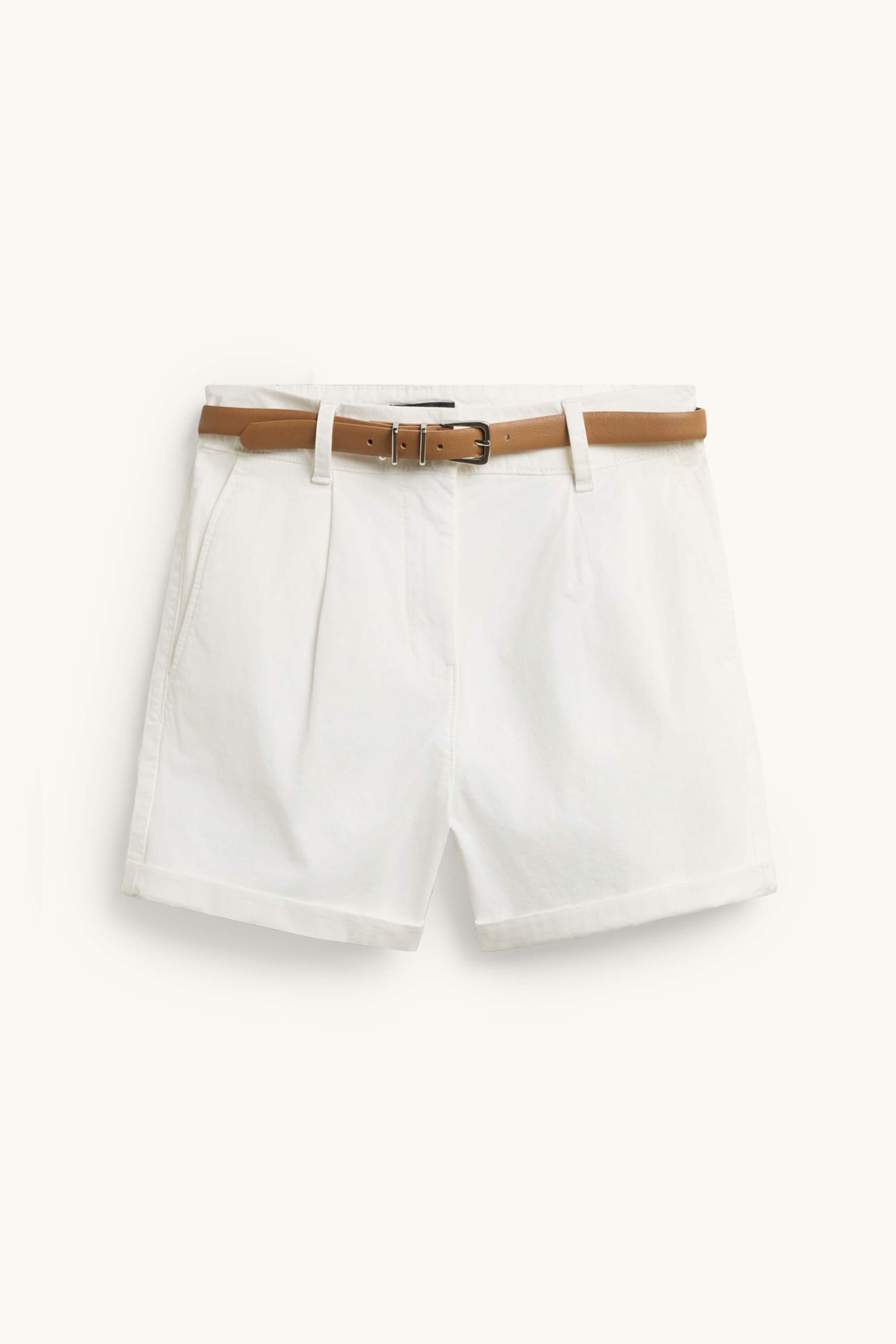 Shorts with belt - high waist white