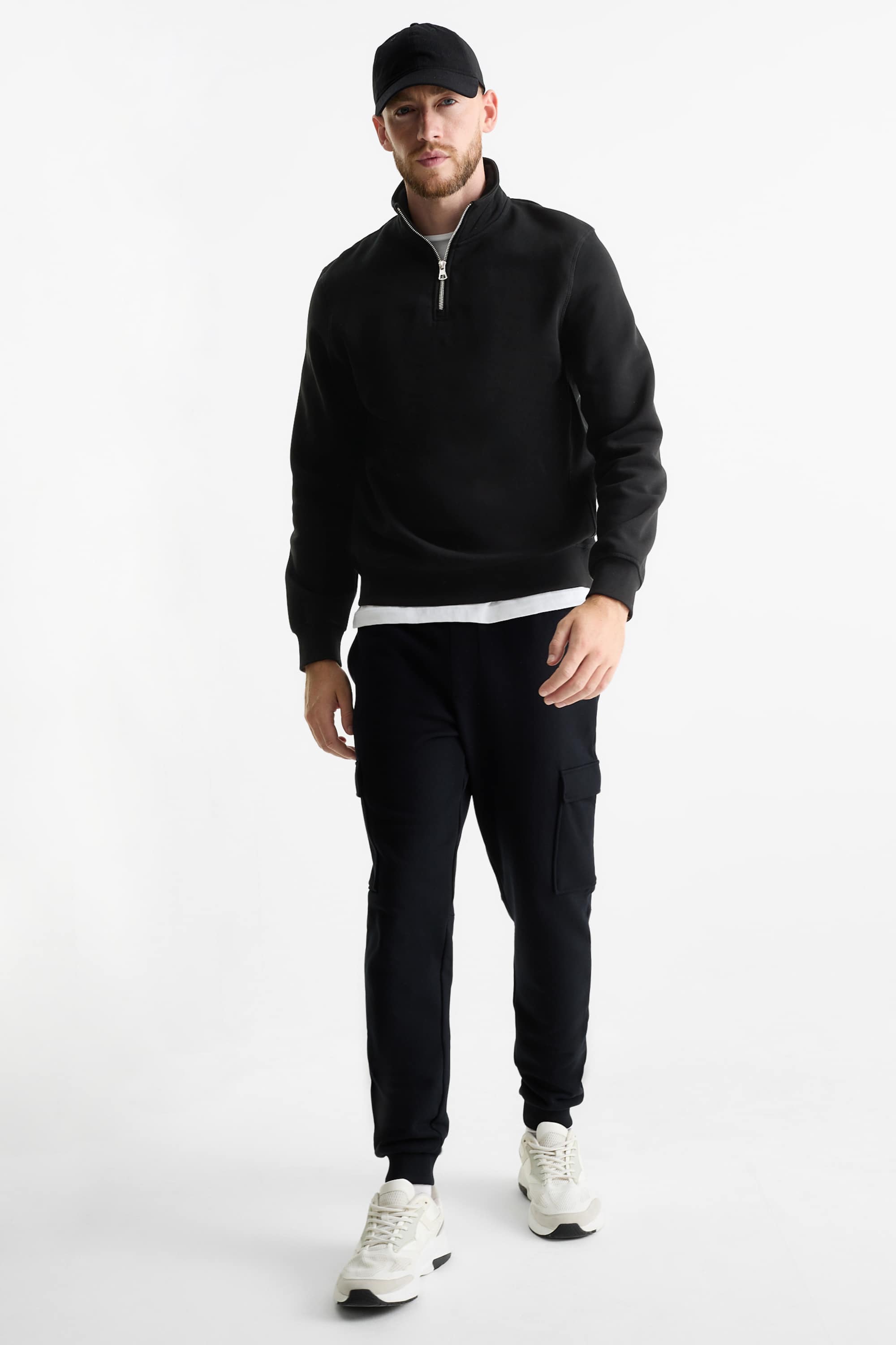Sweatshirt black
