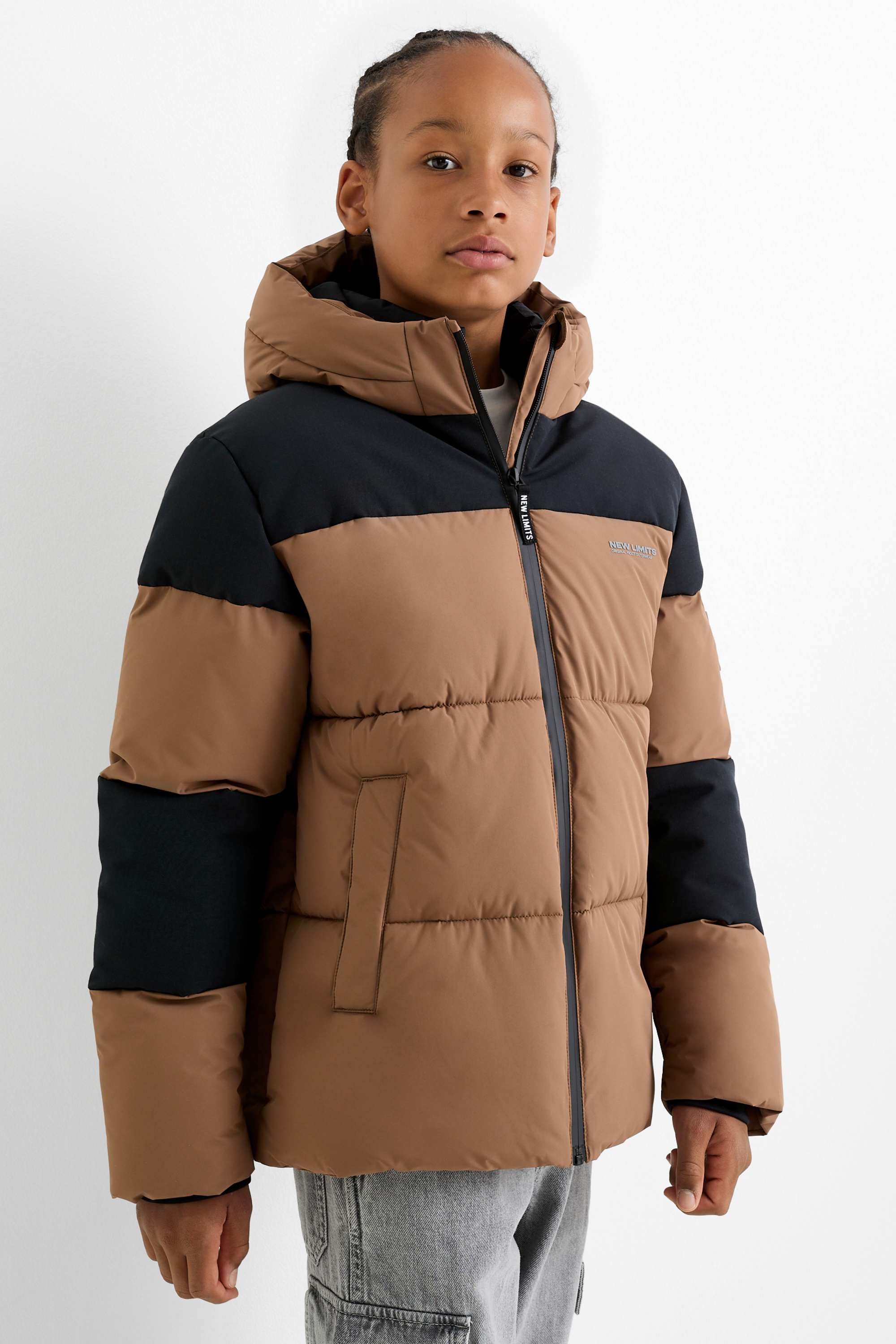 Quilted jacket with hood brown