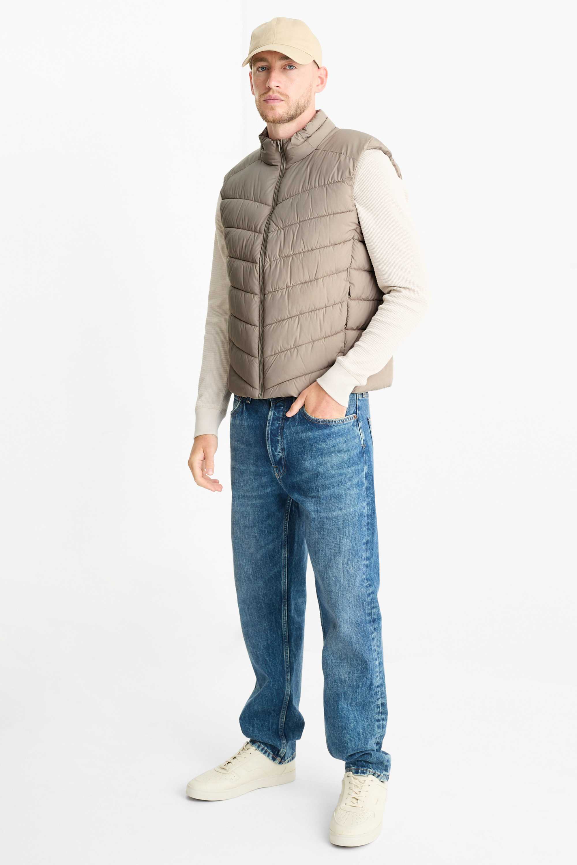 Quilted gilet beige