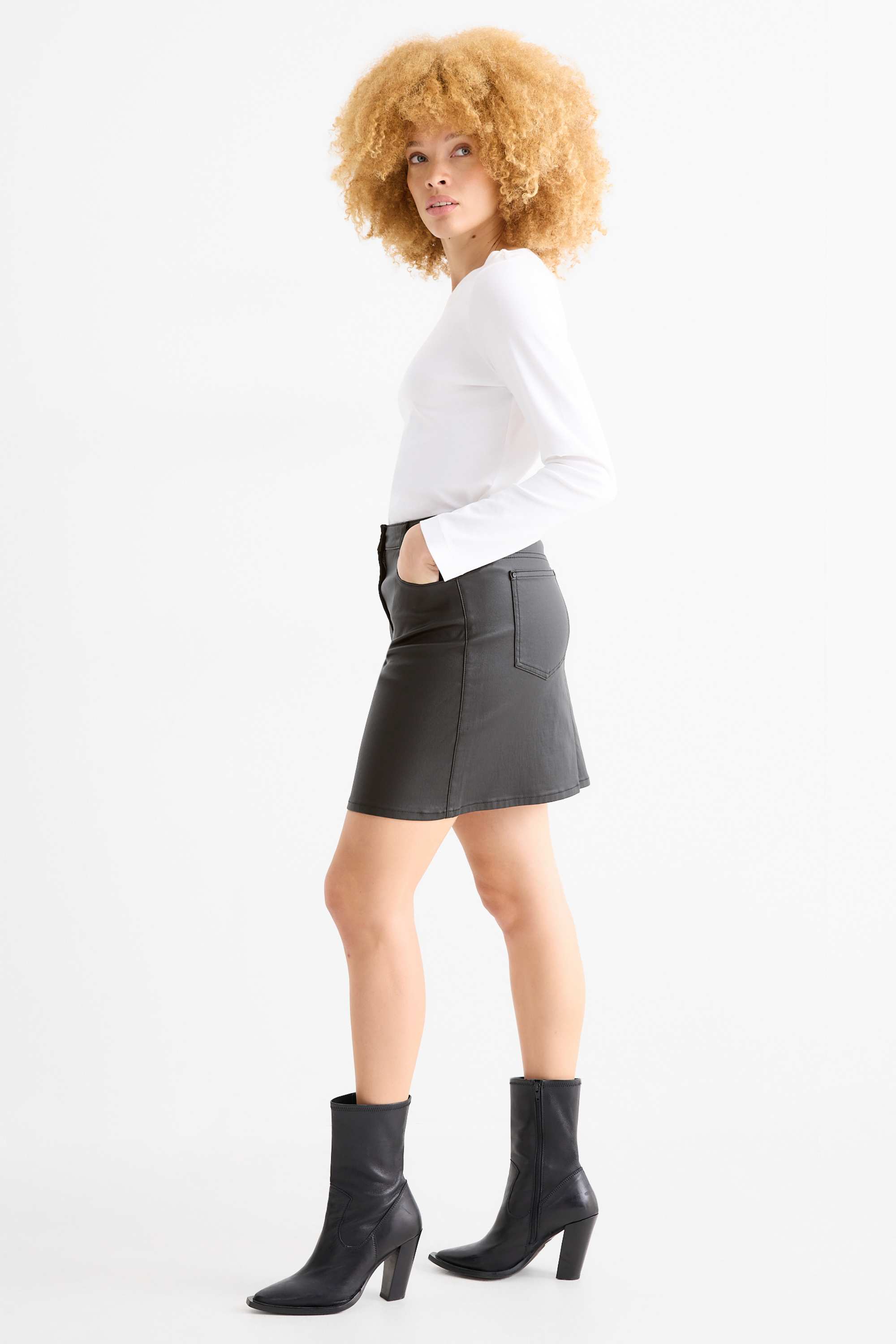 Miniskirt - shiny black