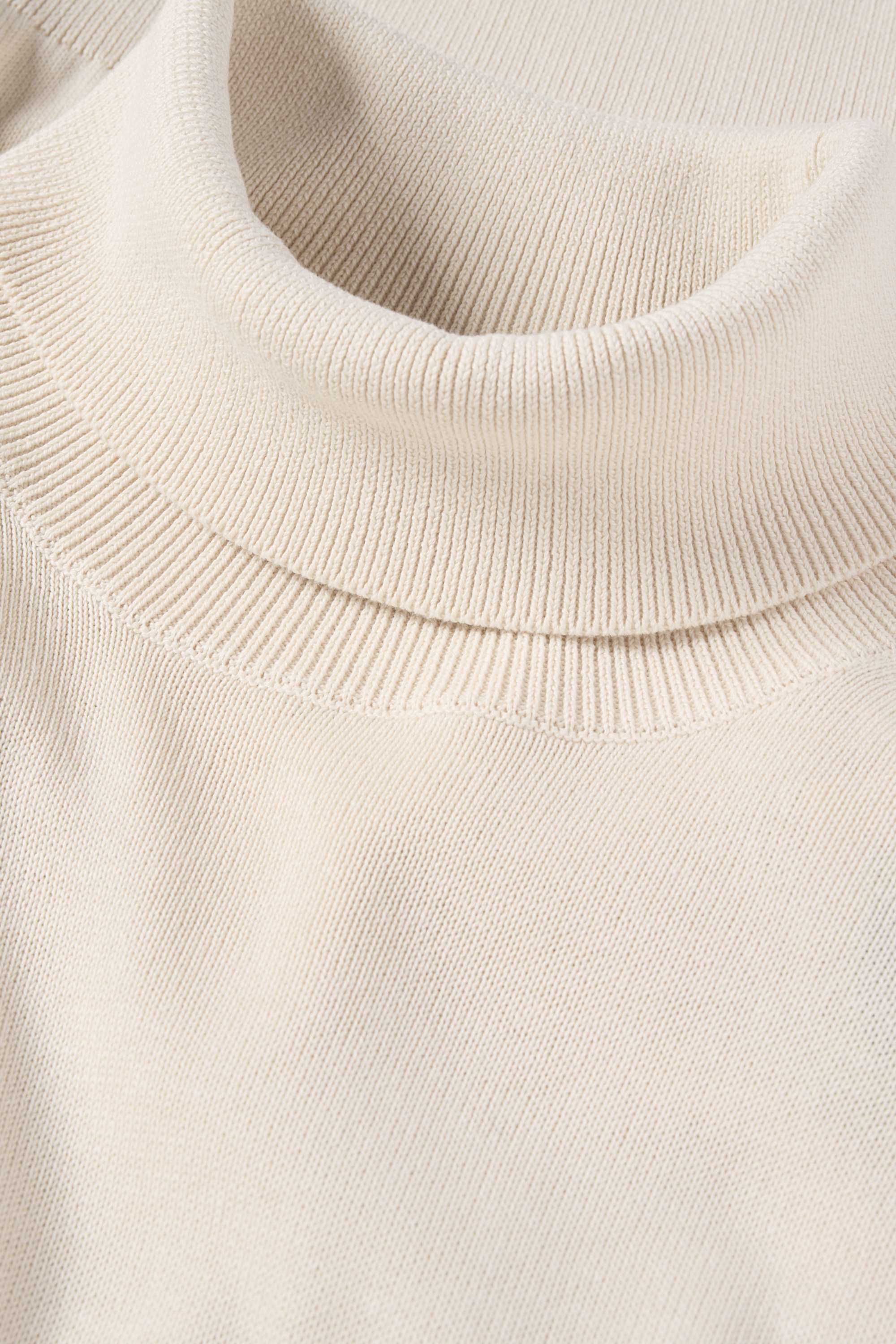Turtleneck jumper light beige
