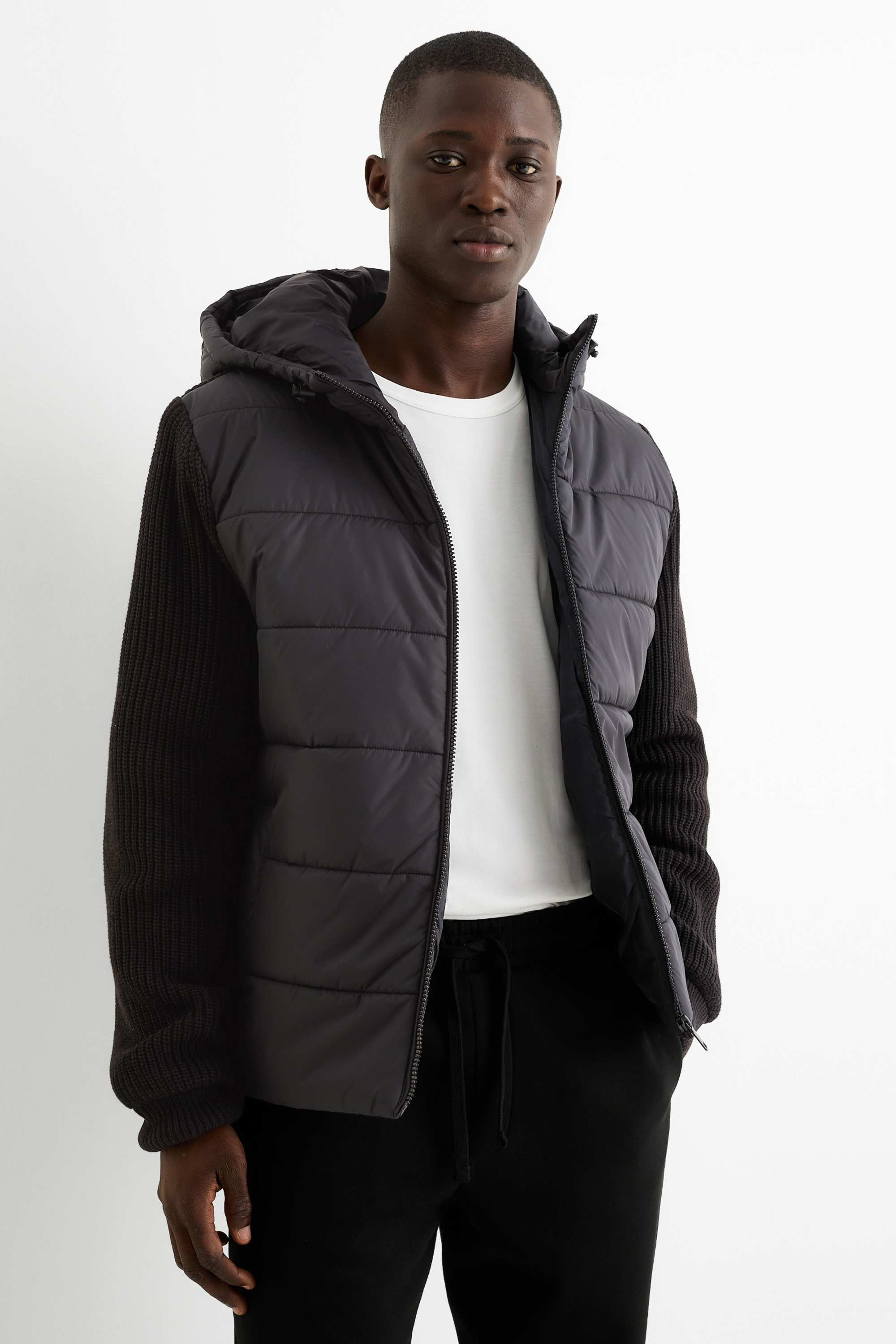 Quilted jacket with hood black