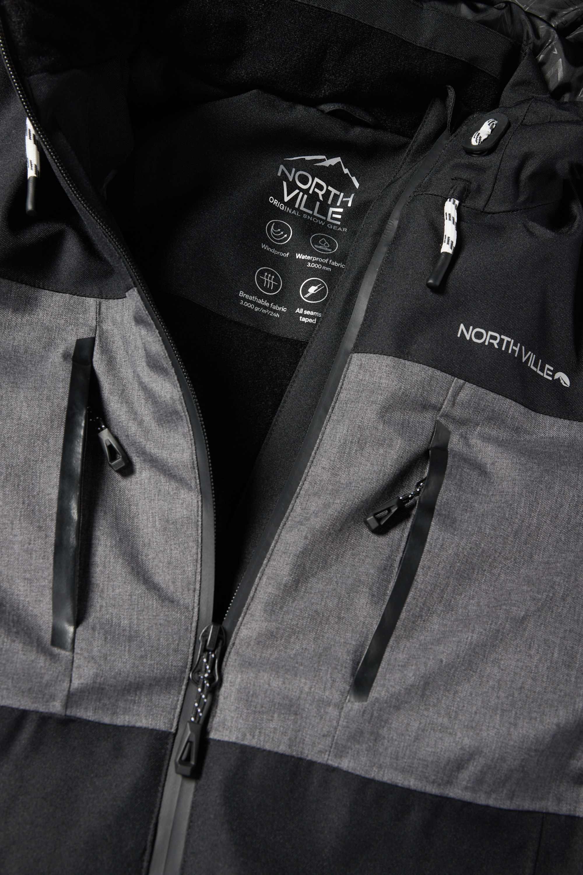 Ski jacket with hood - waterproof black