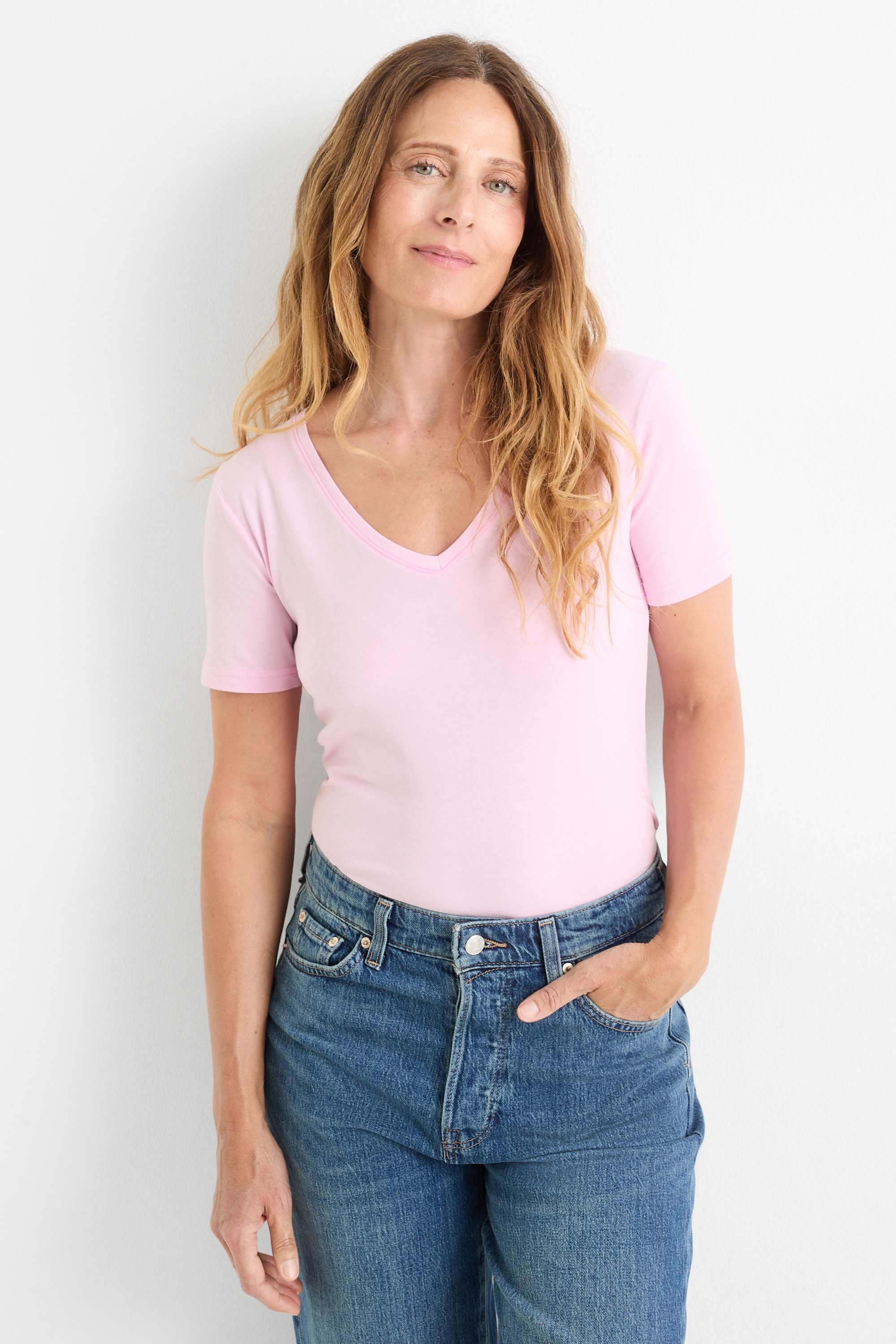 V-neck T-shirt - slim fit rose