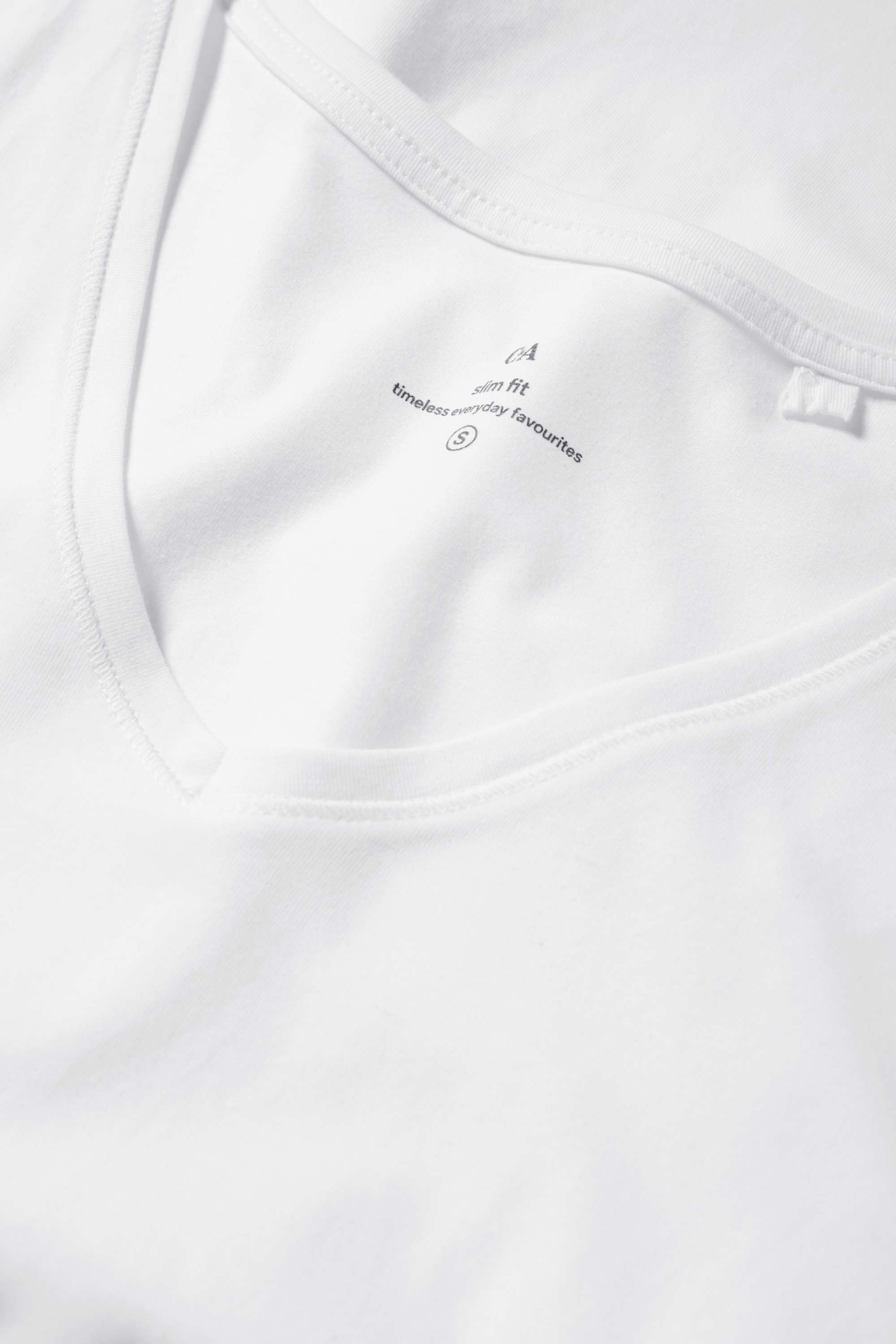 V-neck T-shirt - slim fit white