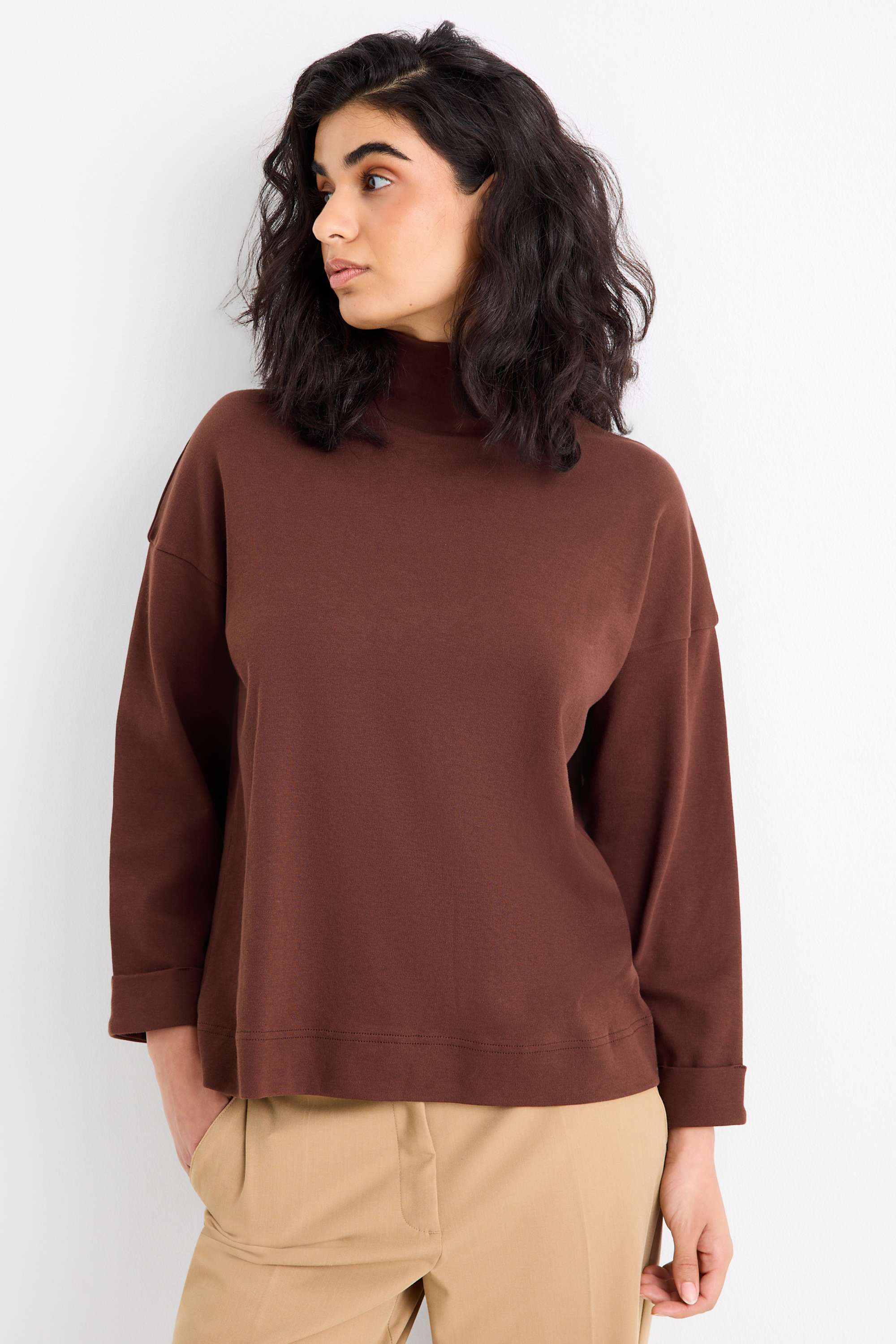 Turtleneck top dark brown