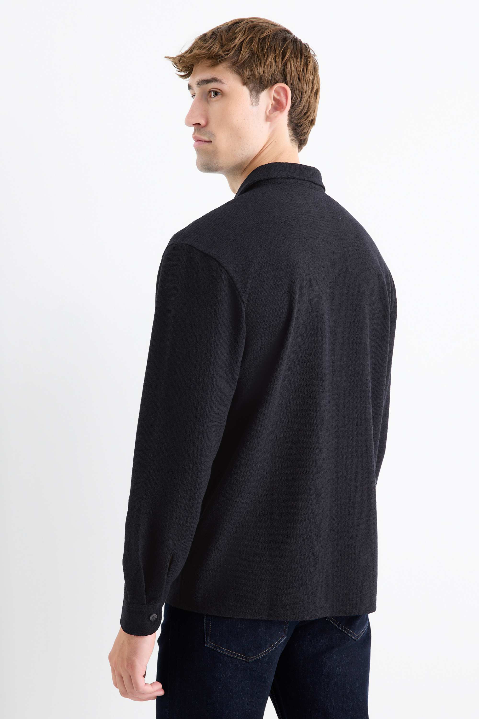 Knitted shirt - loose fit - lapel collar - ribbed black