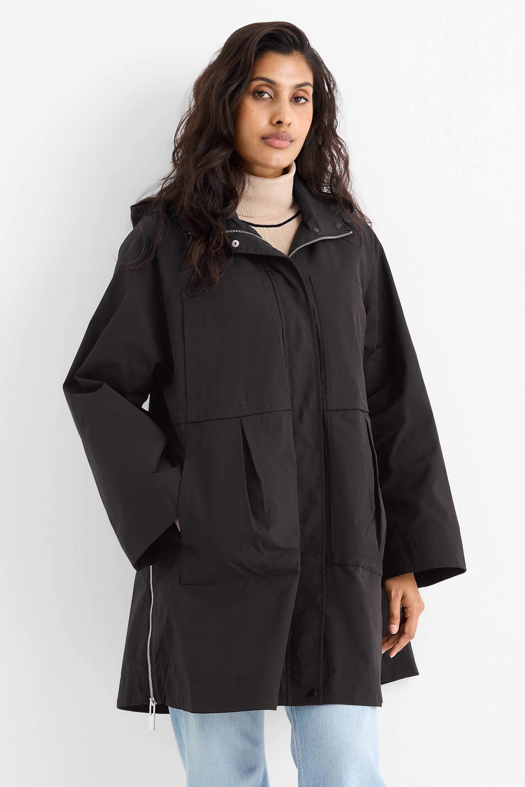 Parka with hood black