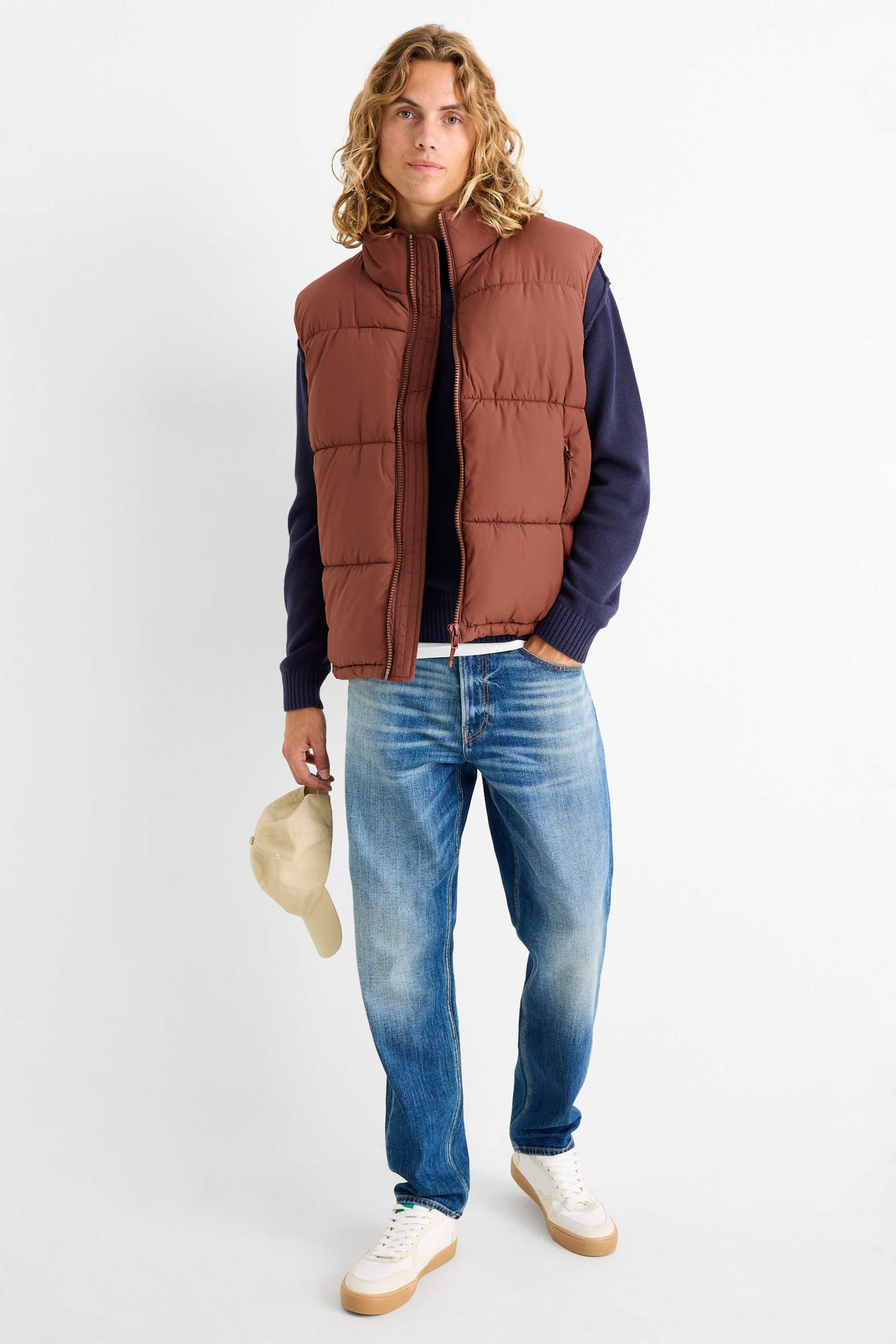 Quilted gilet brown