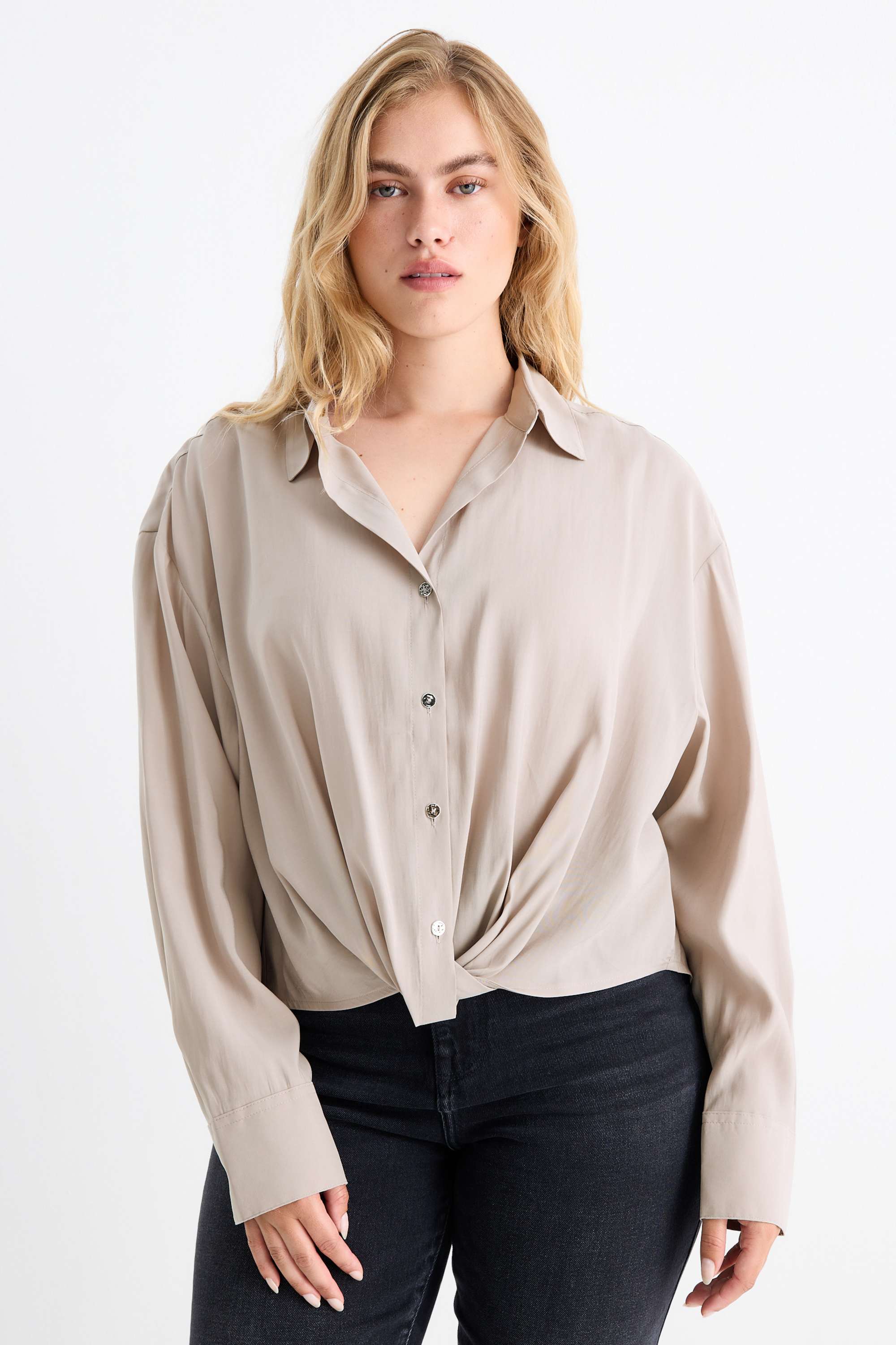 Blouse with knot detail gray