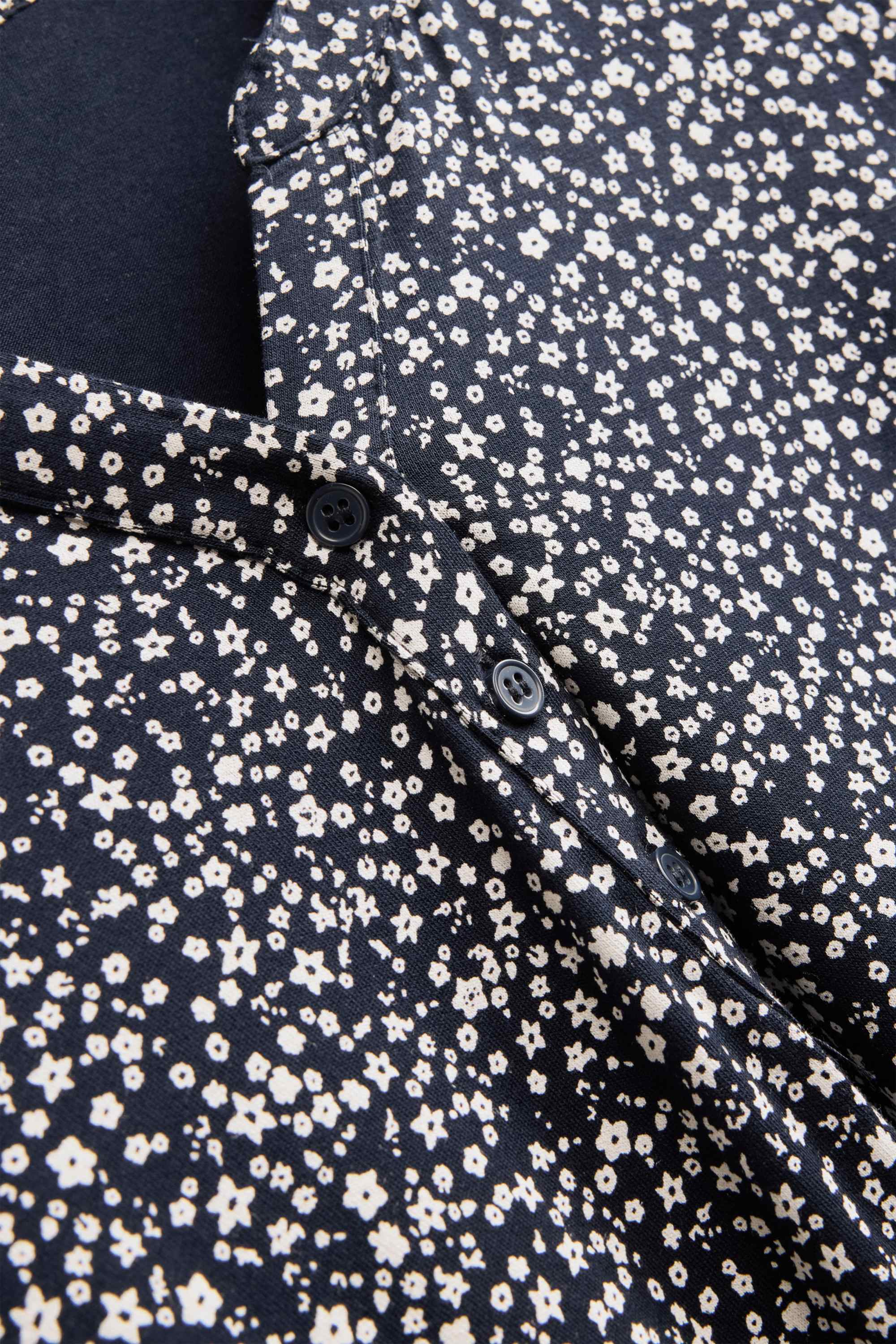 V-neck T-shirt - floral dark blue / white