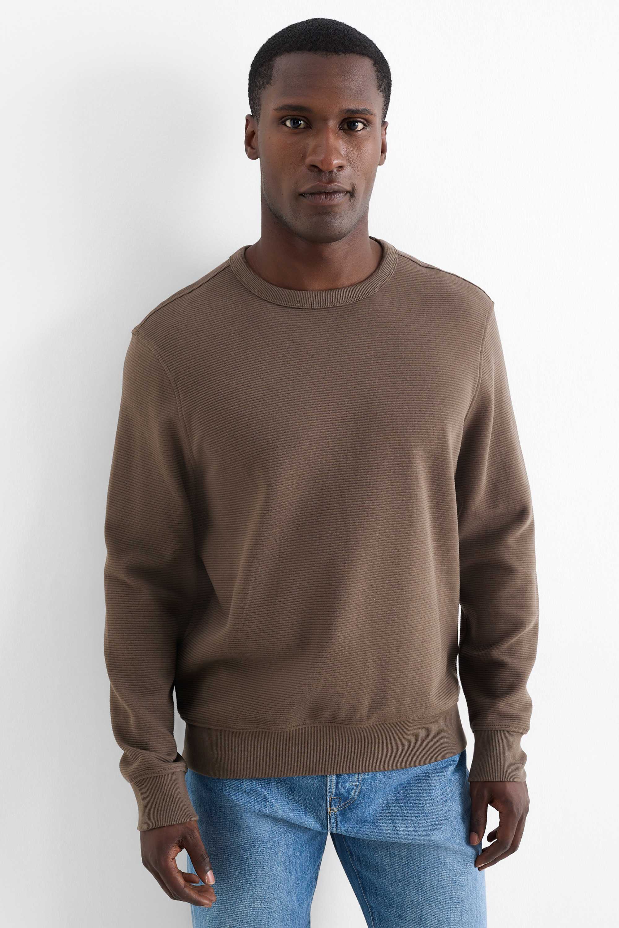 Sweatshirt - ribbed dark brown