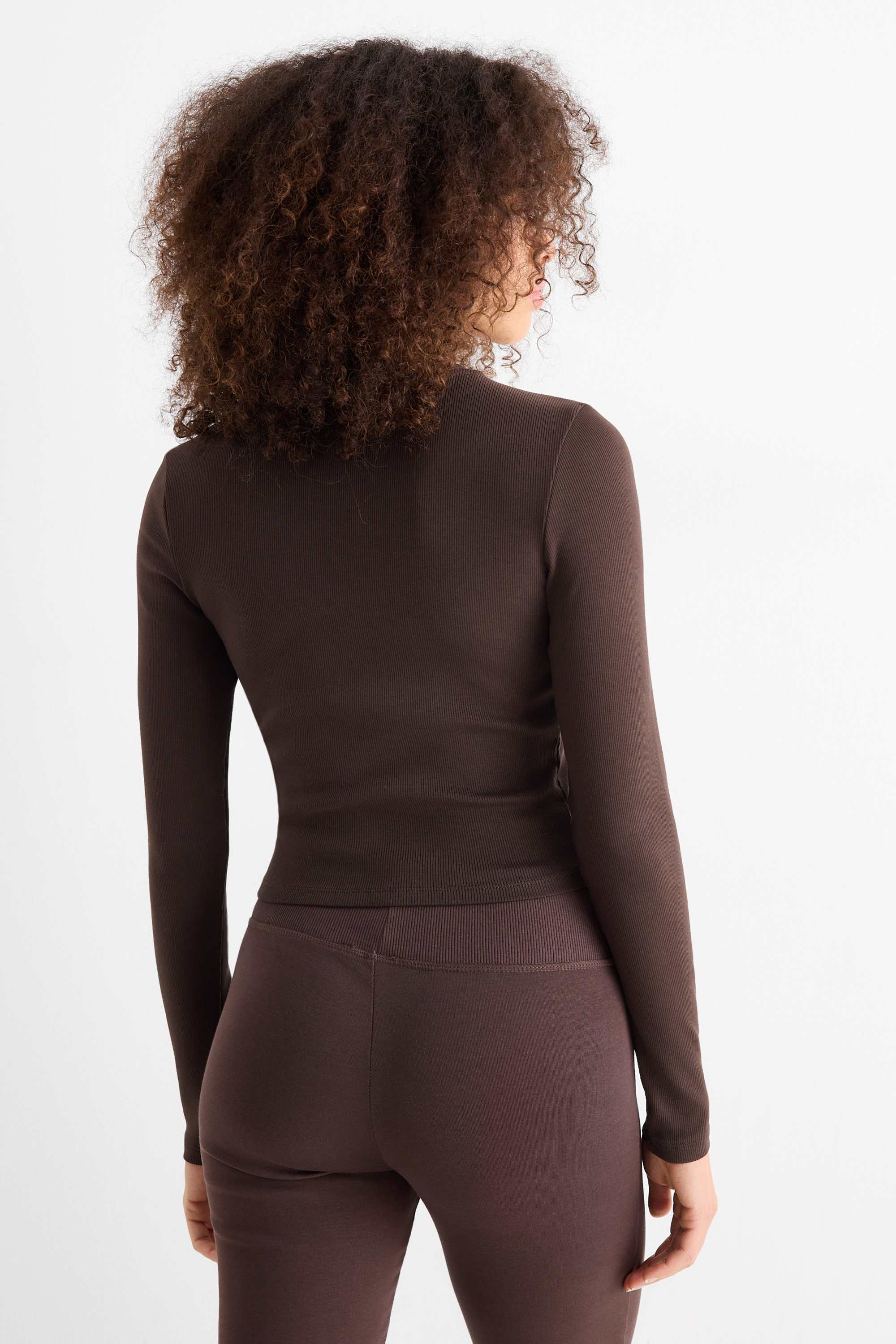 Cropped long sleeve top - ribbed dark brown