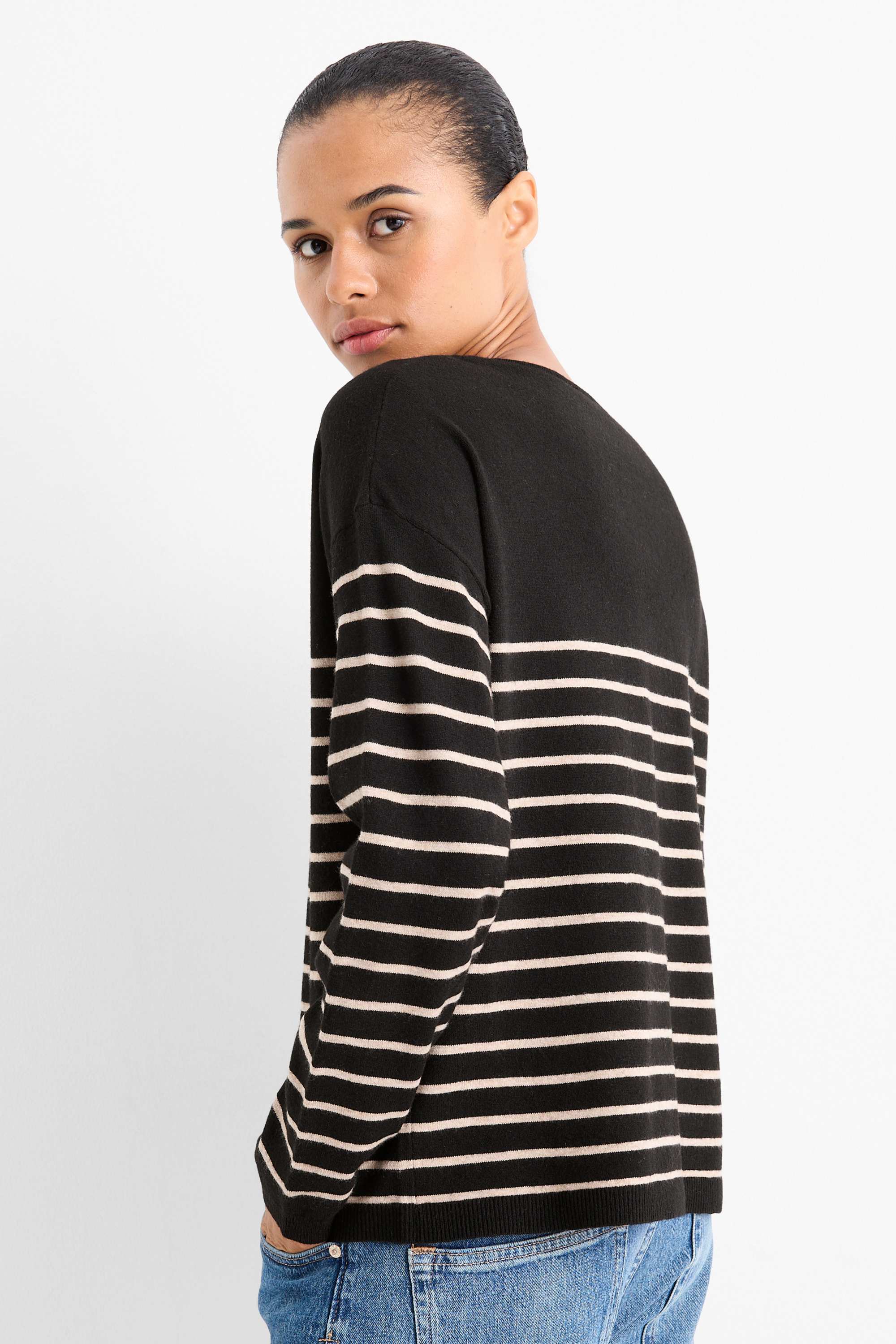 V-neck jumper - striped black