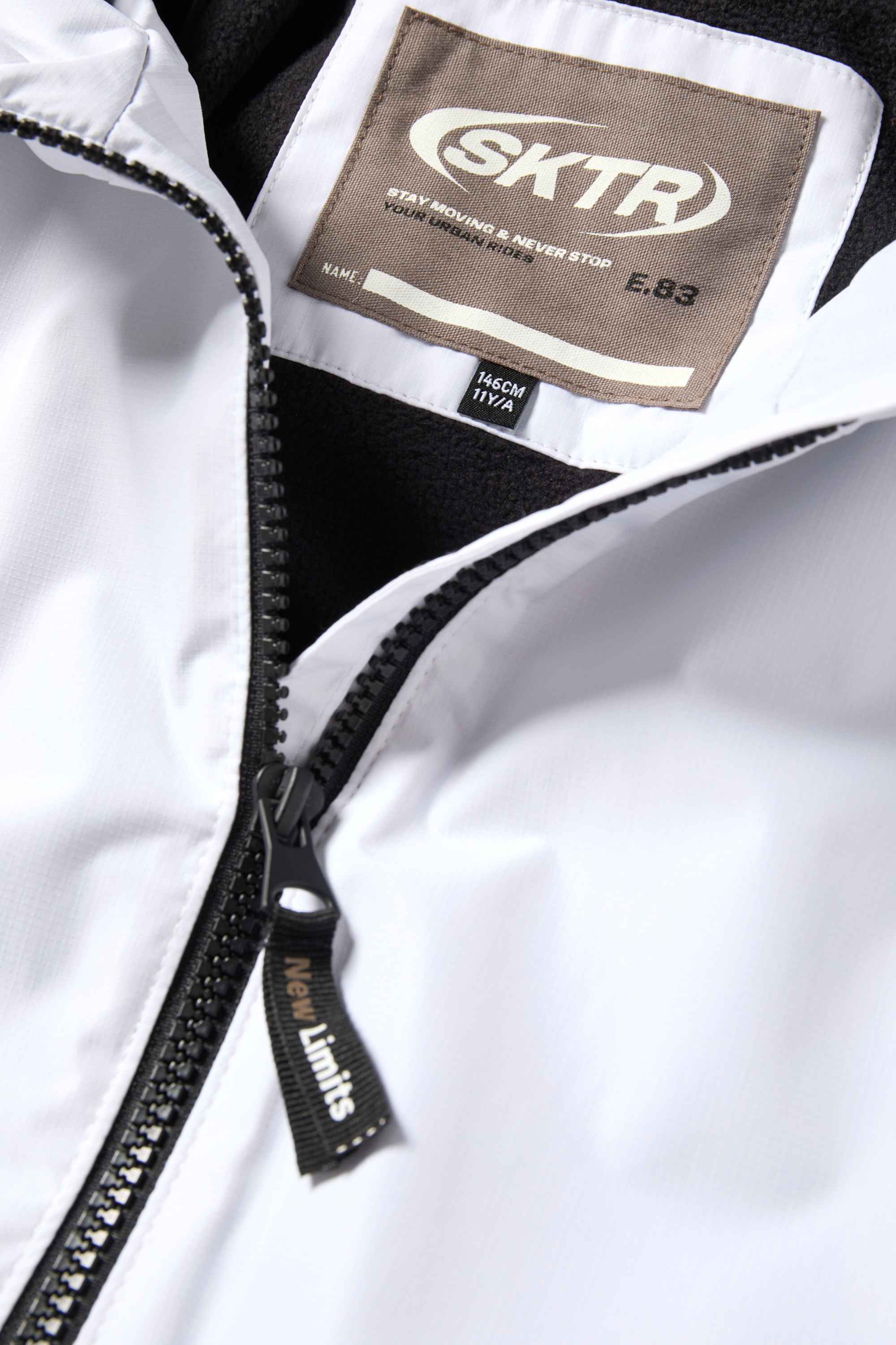 Jacket with hood brown / cremewhite
