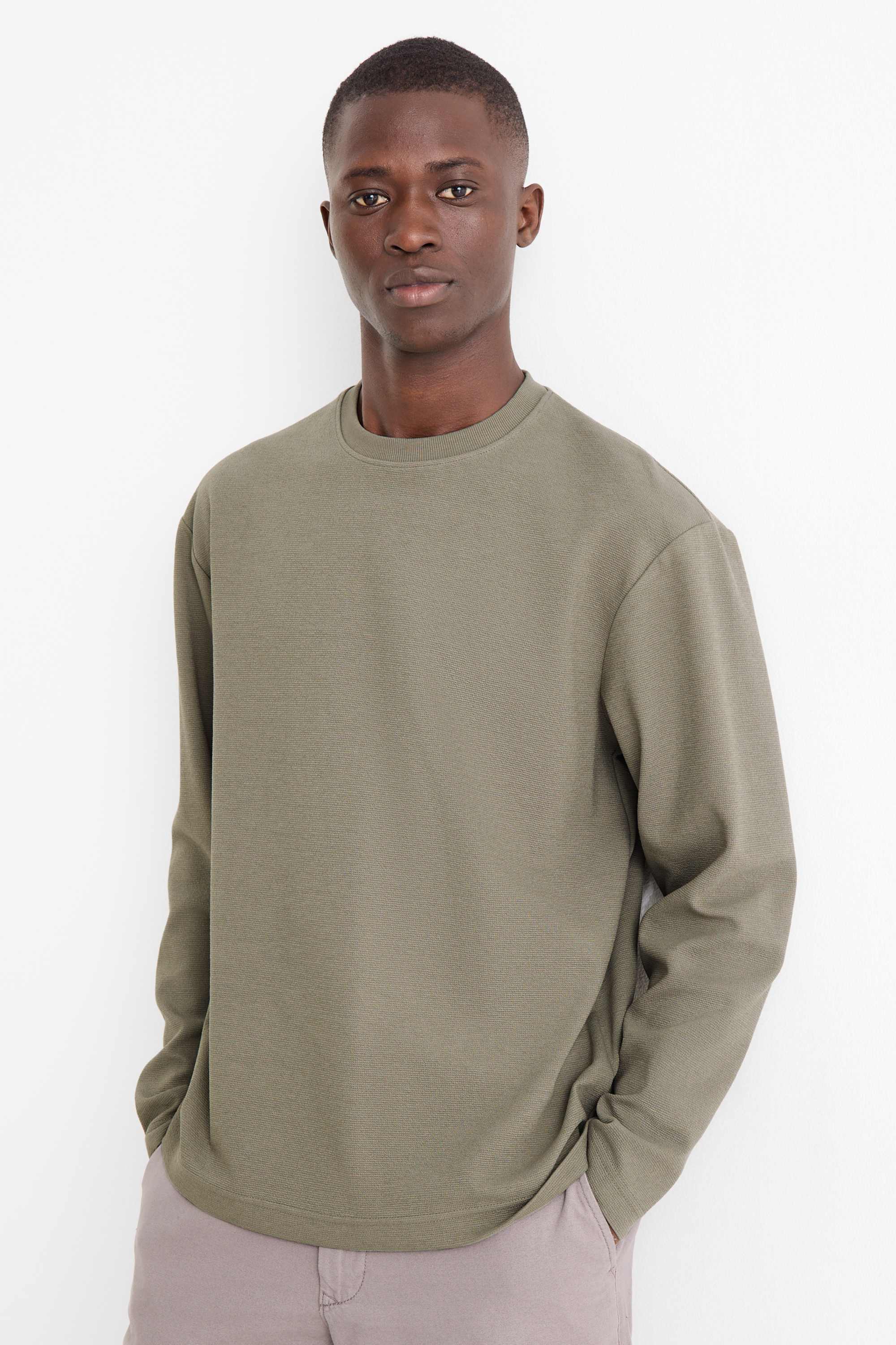 Sweatshirt - textured green