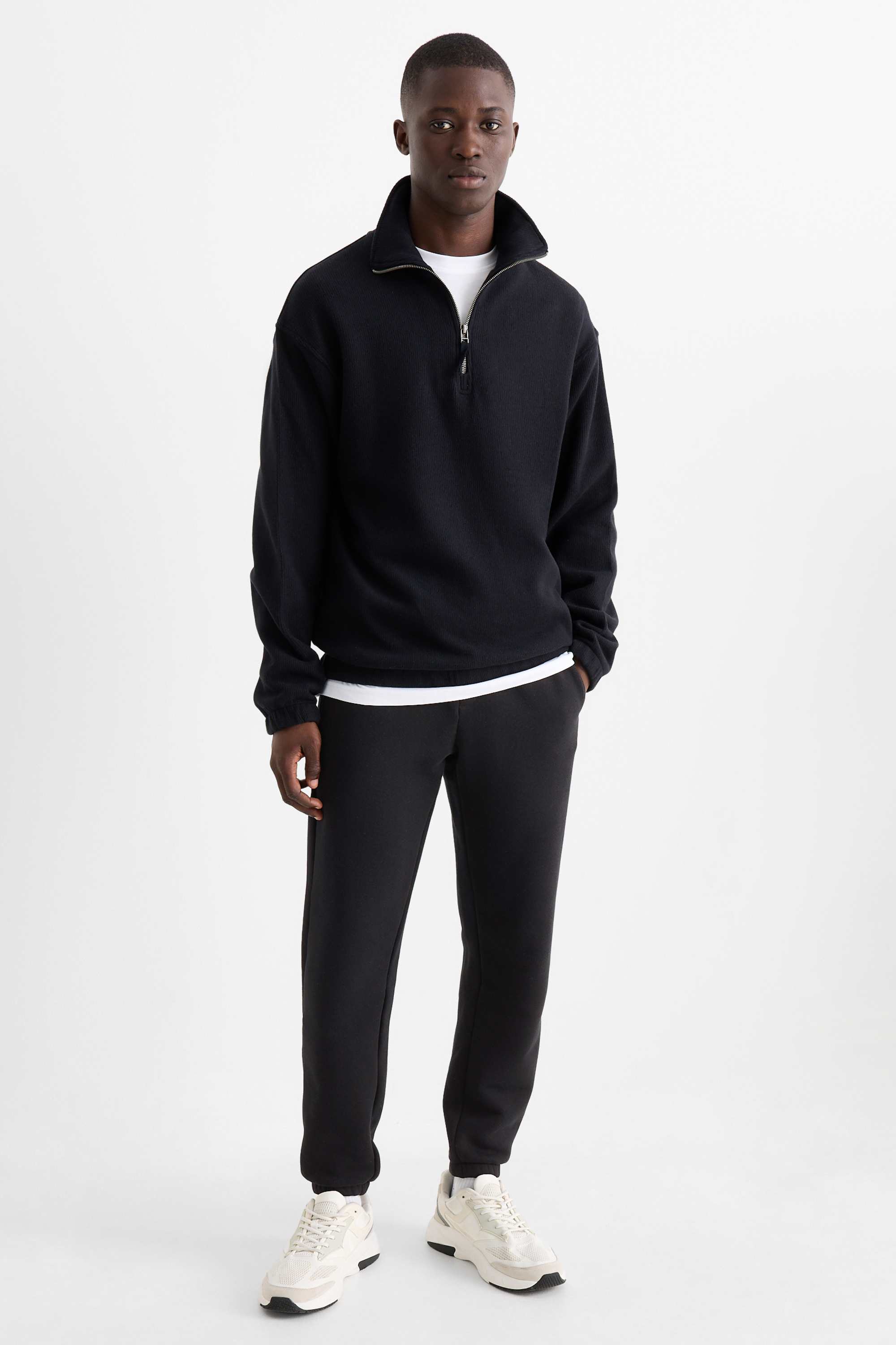 Joggers black