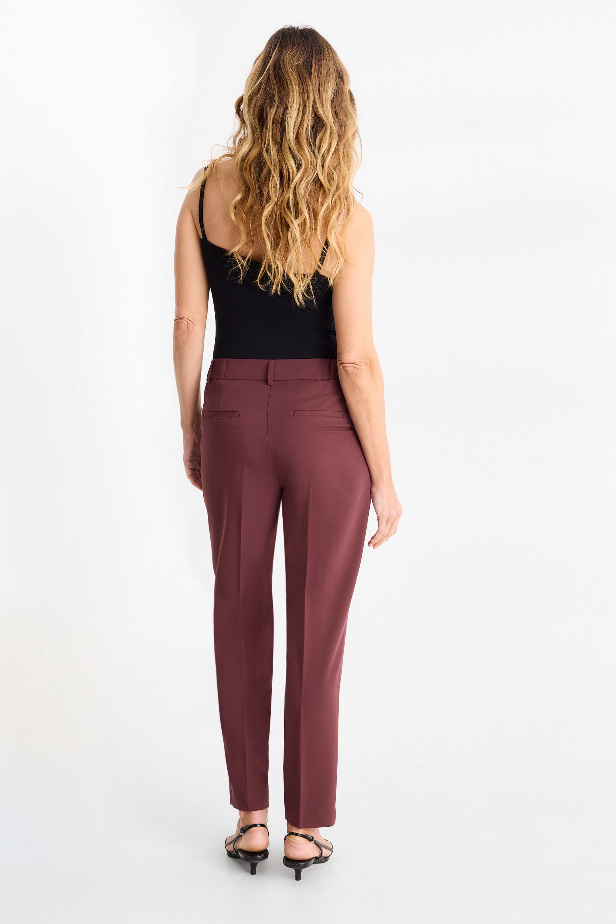 Business trousers - mid-rise waist - cigarette fit bordeaux