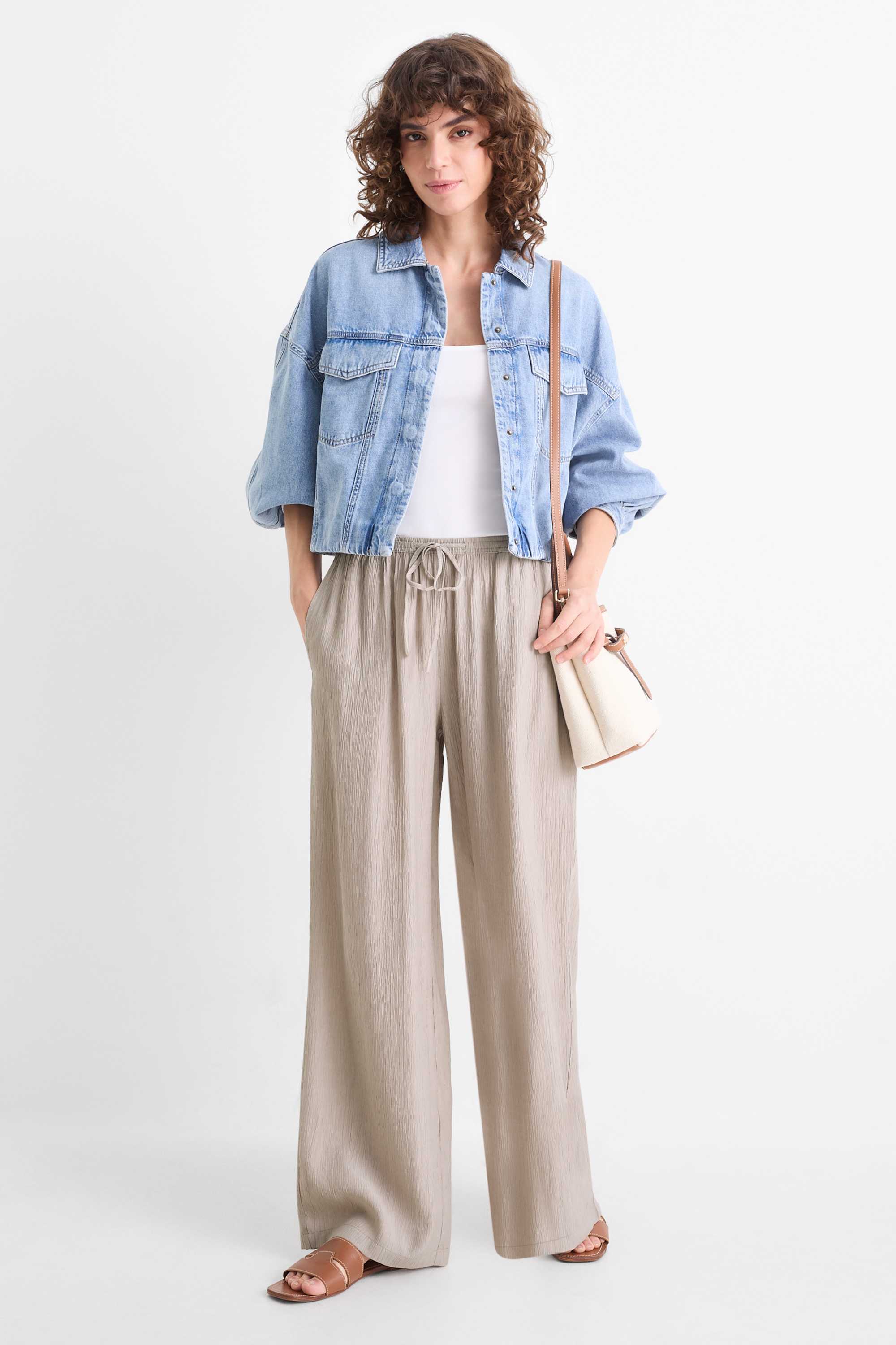 Cloth trousers - mid-rise waist - wide leg taupe