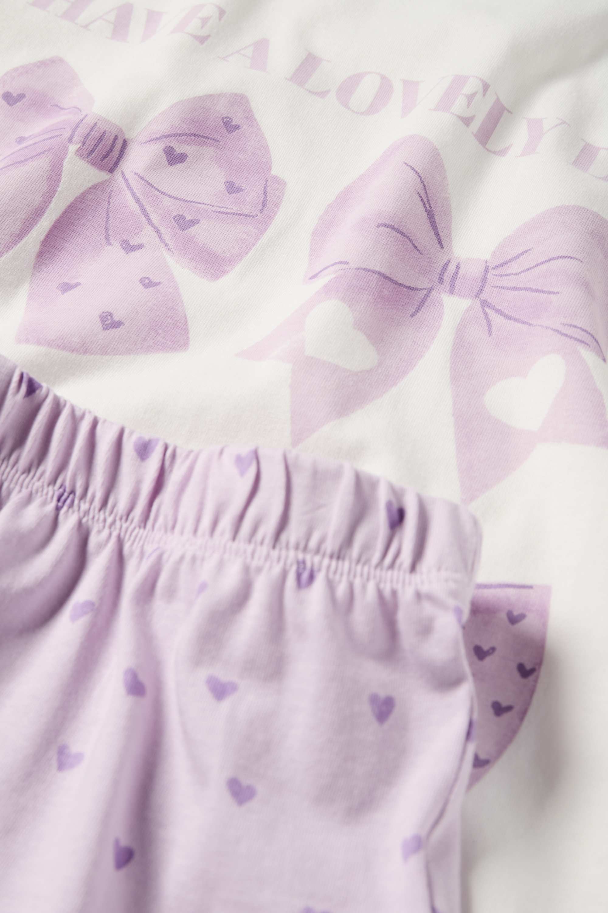 Bow and heart - short pyjamas - 2 piece purple / white