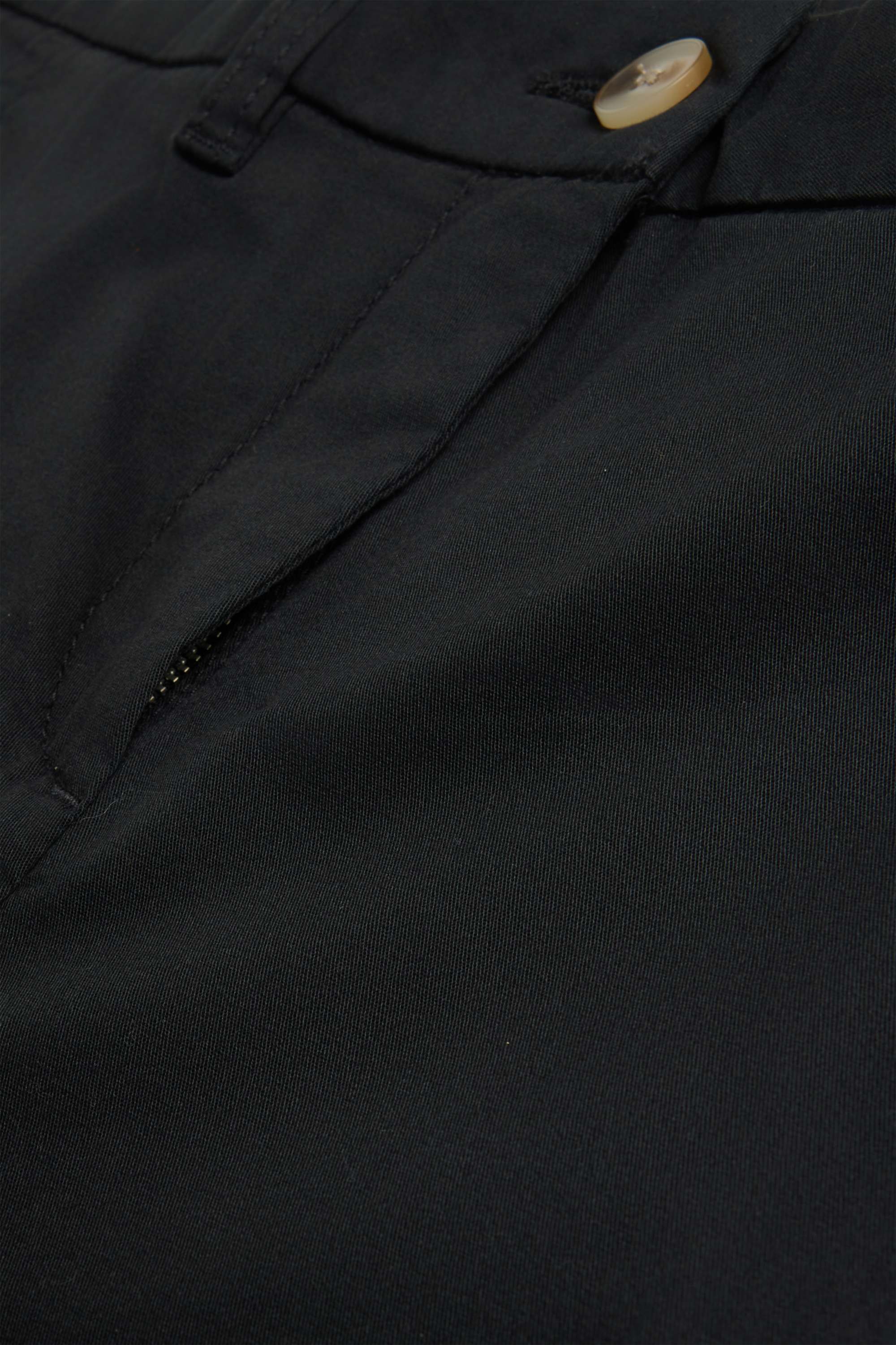 Basic Bermuda shorts - mid-rise waist black