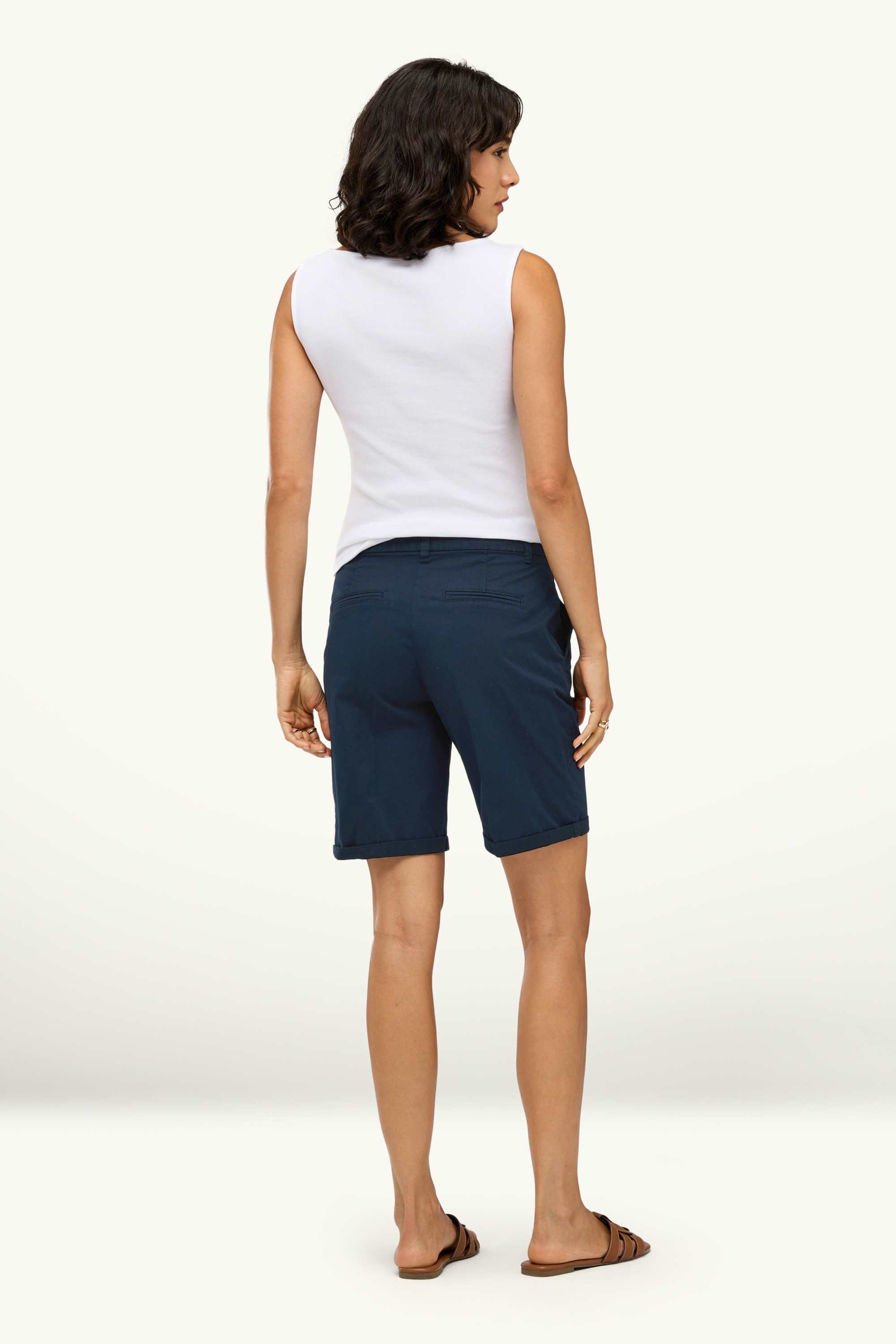 Basic Bermuda shorts - mid-rise waist dark blue