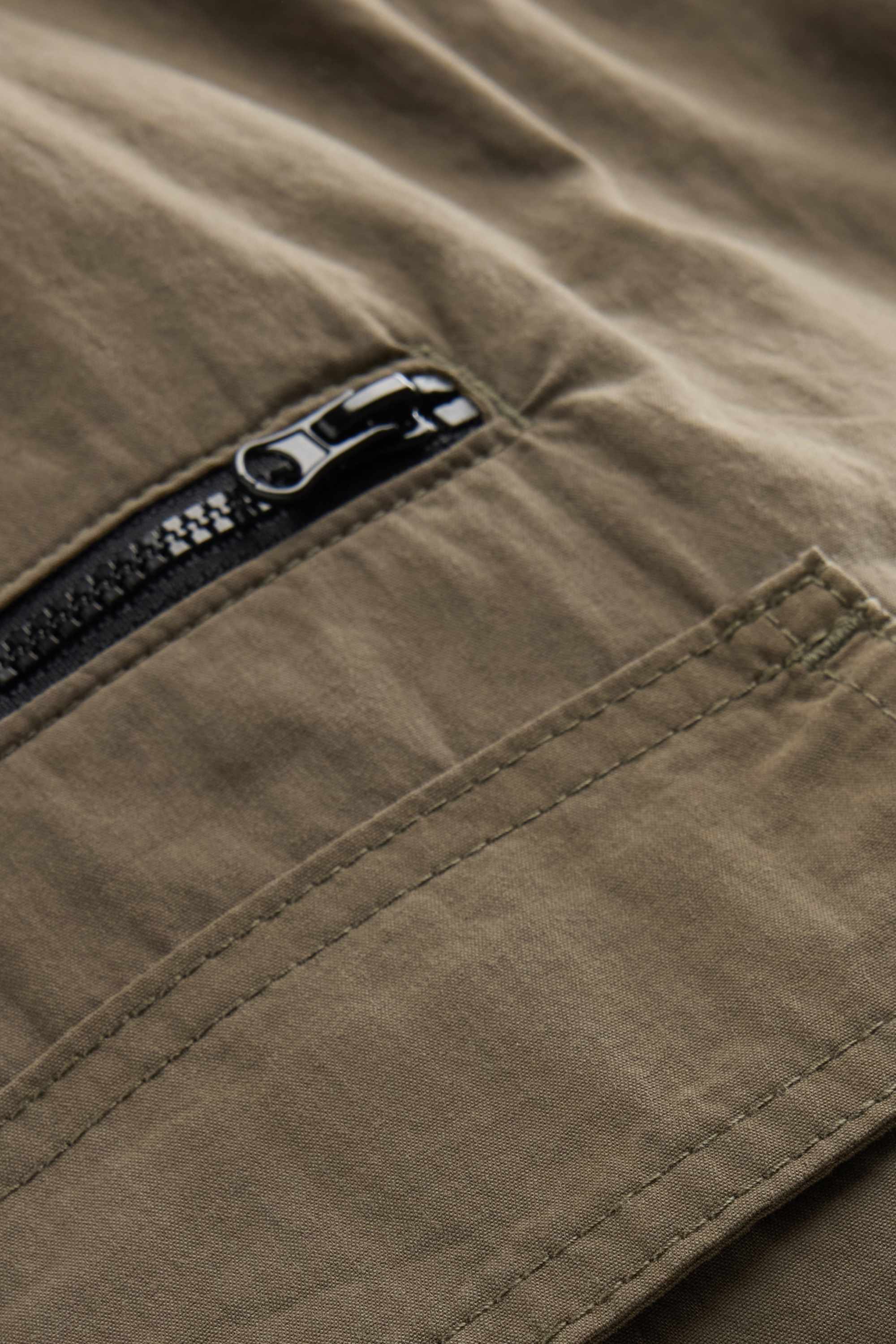 Cargo trousers brown