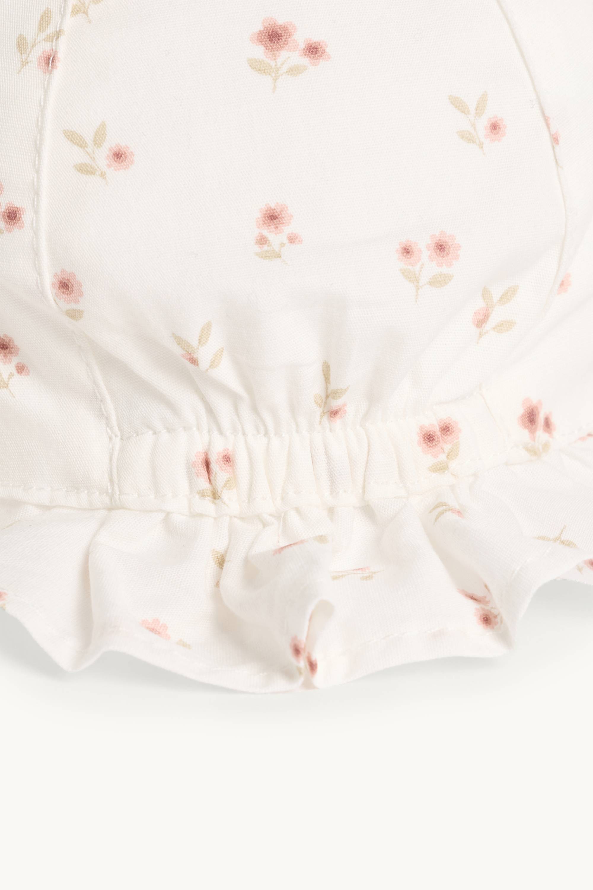 Floral - baby hat white