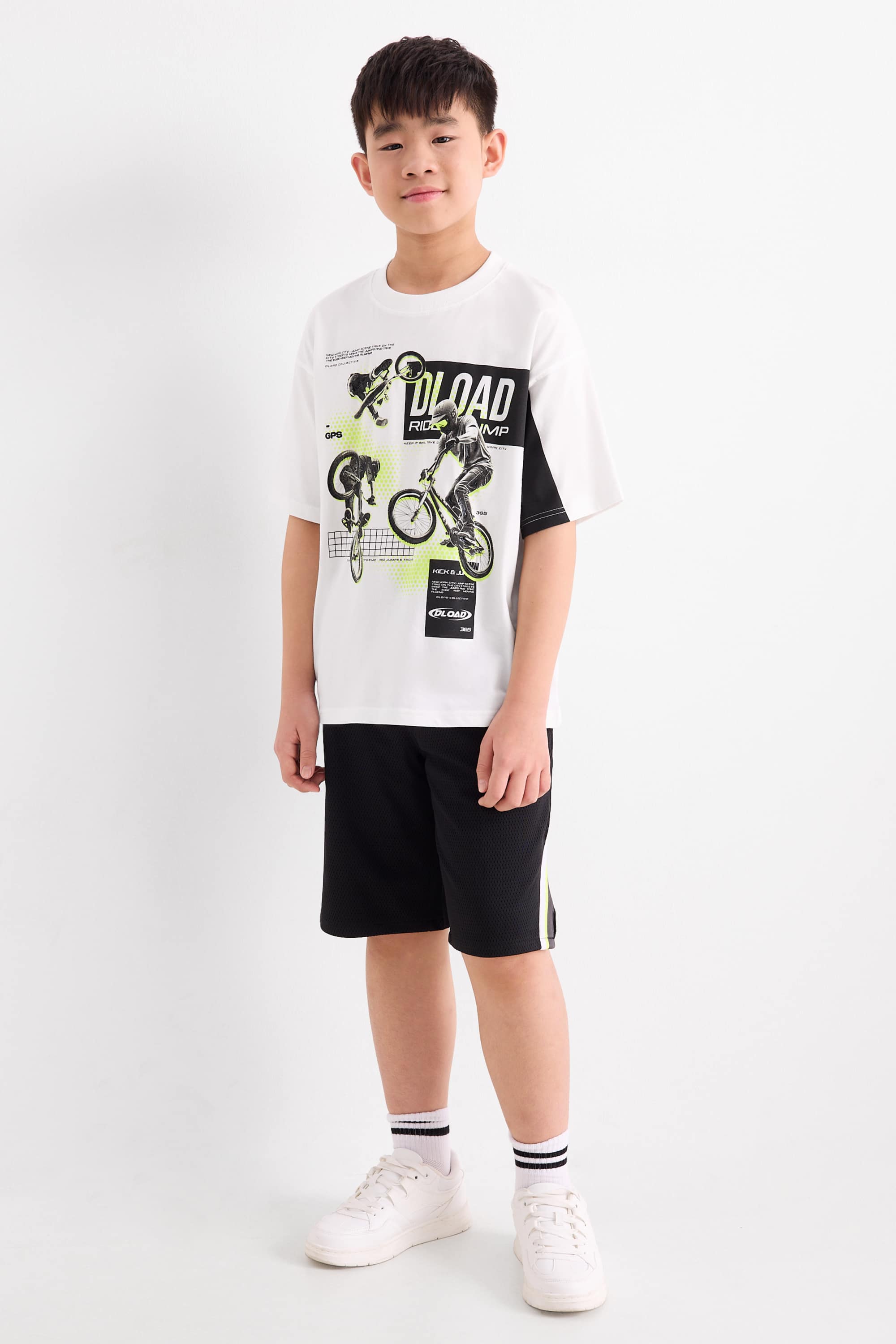 BMX - set - short sleeve T-shirt and shorts - 2 piece white / black