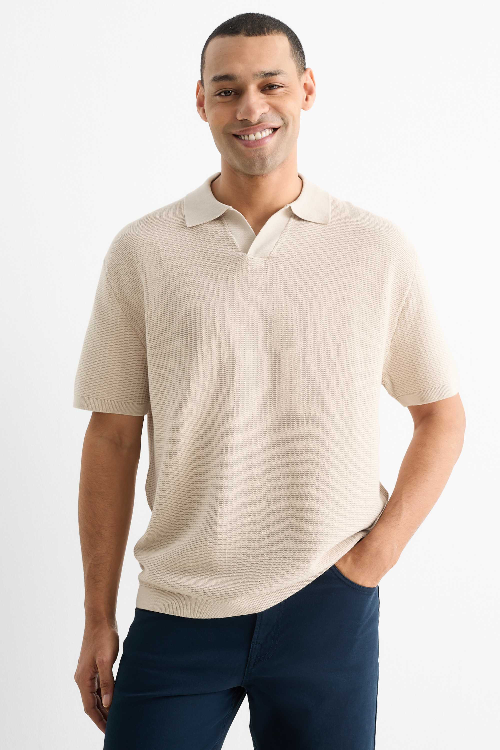 Knitted polo shirt - relaxed fit - textured light beige
