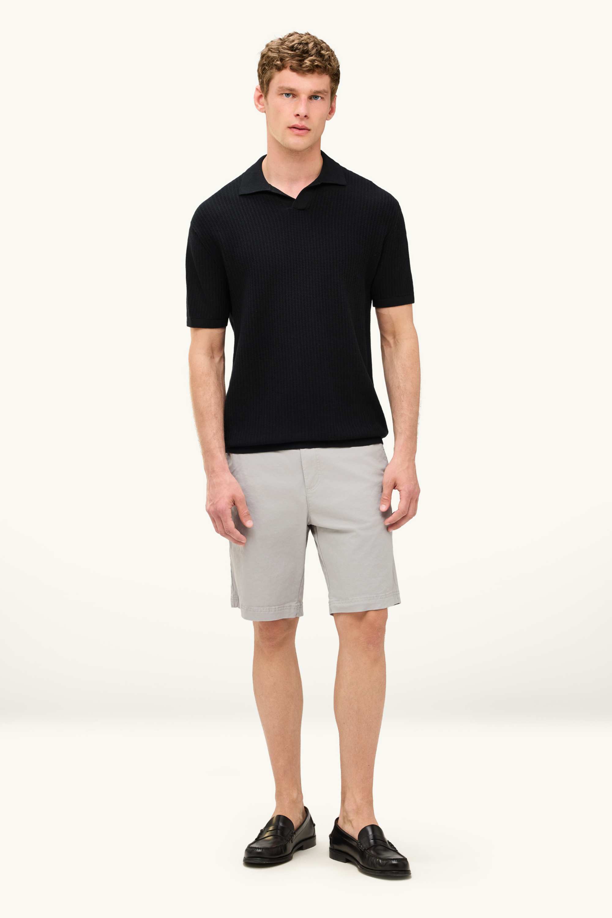Knitted polo shirt - relaxed fit - textured black