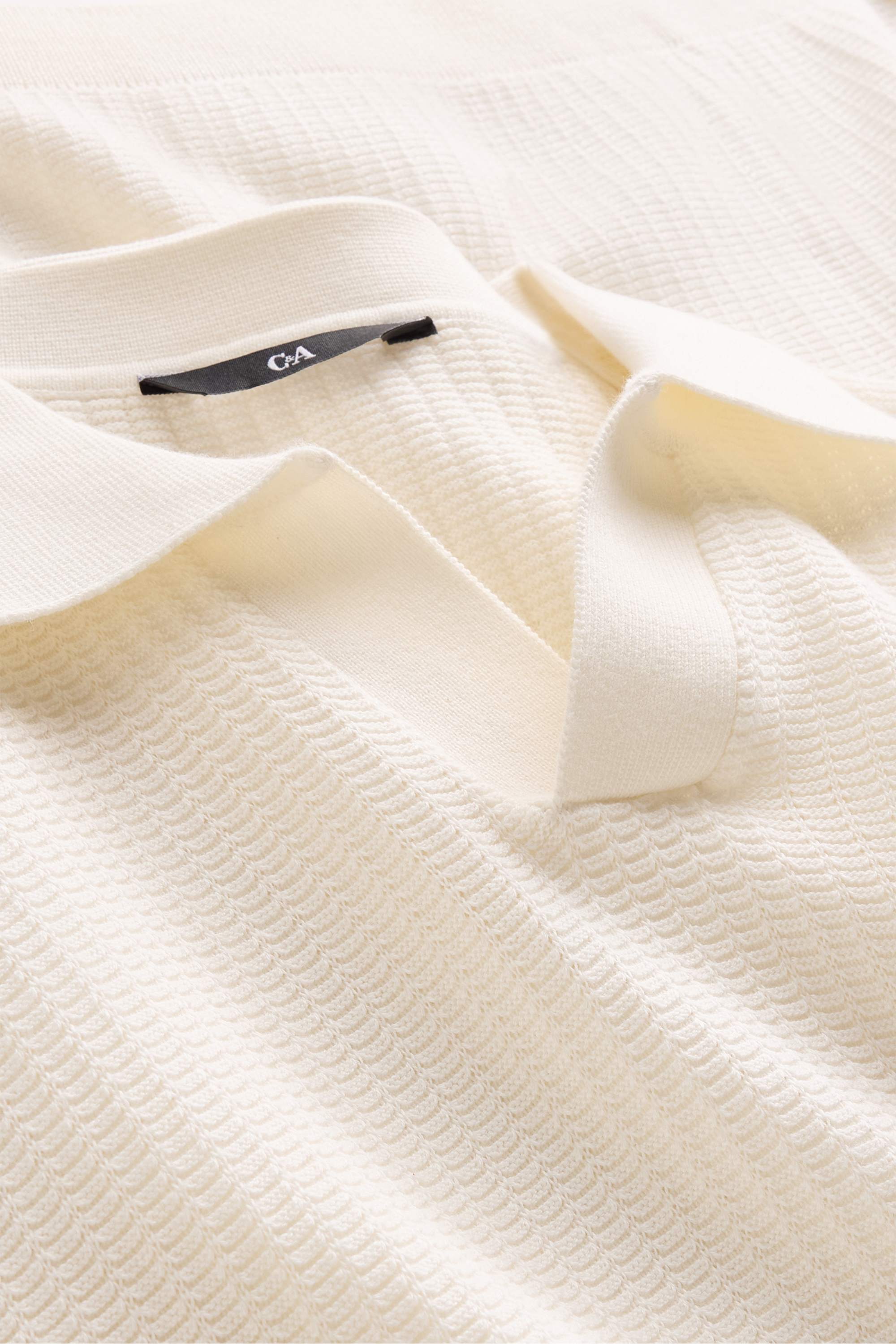 Knitted polo shirt - relaxed fit - textured cremewhite
