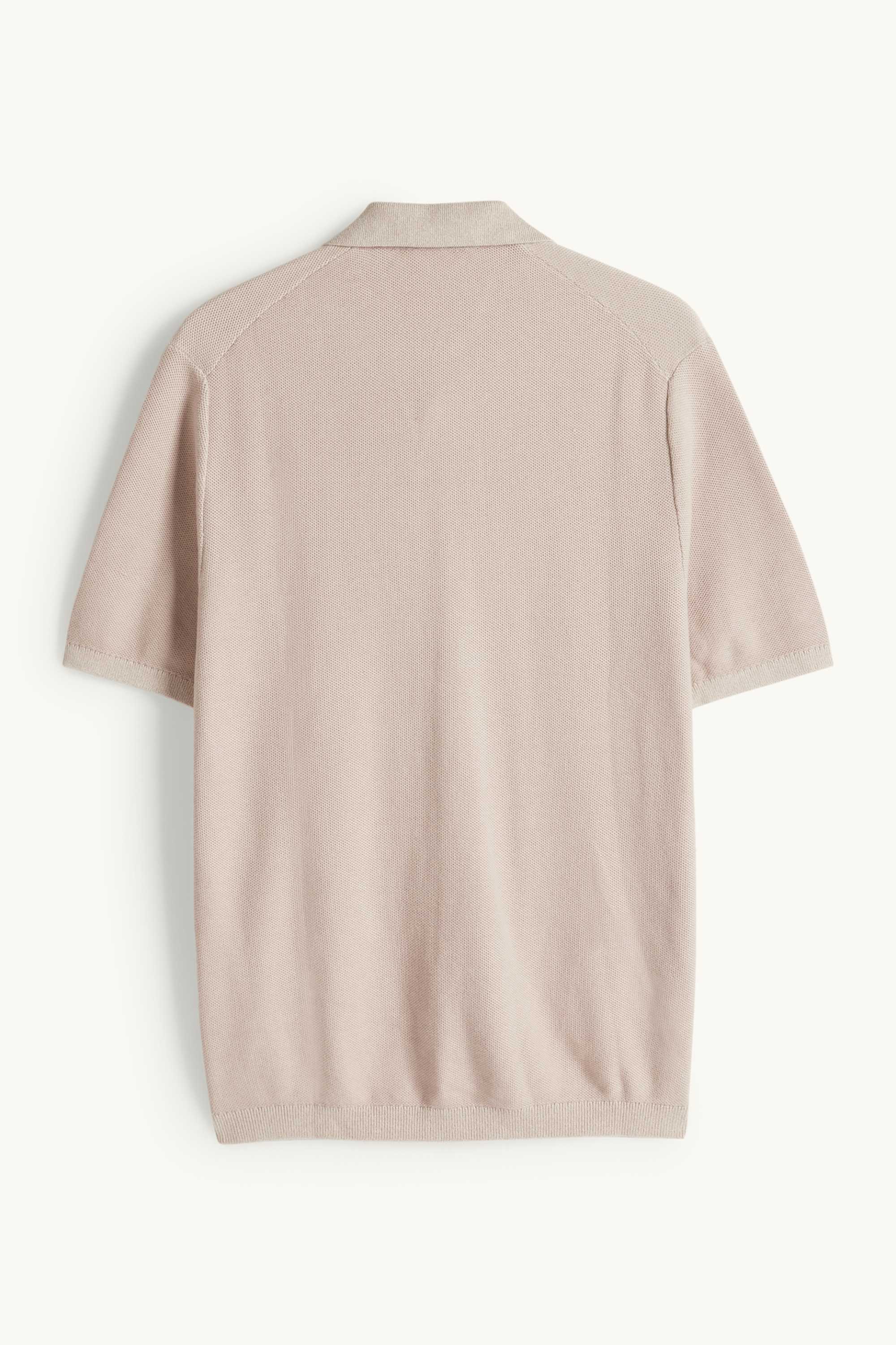 Knitted polo shirt - regular fit - textured light beige
