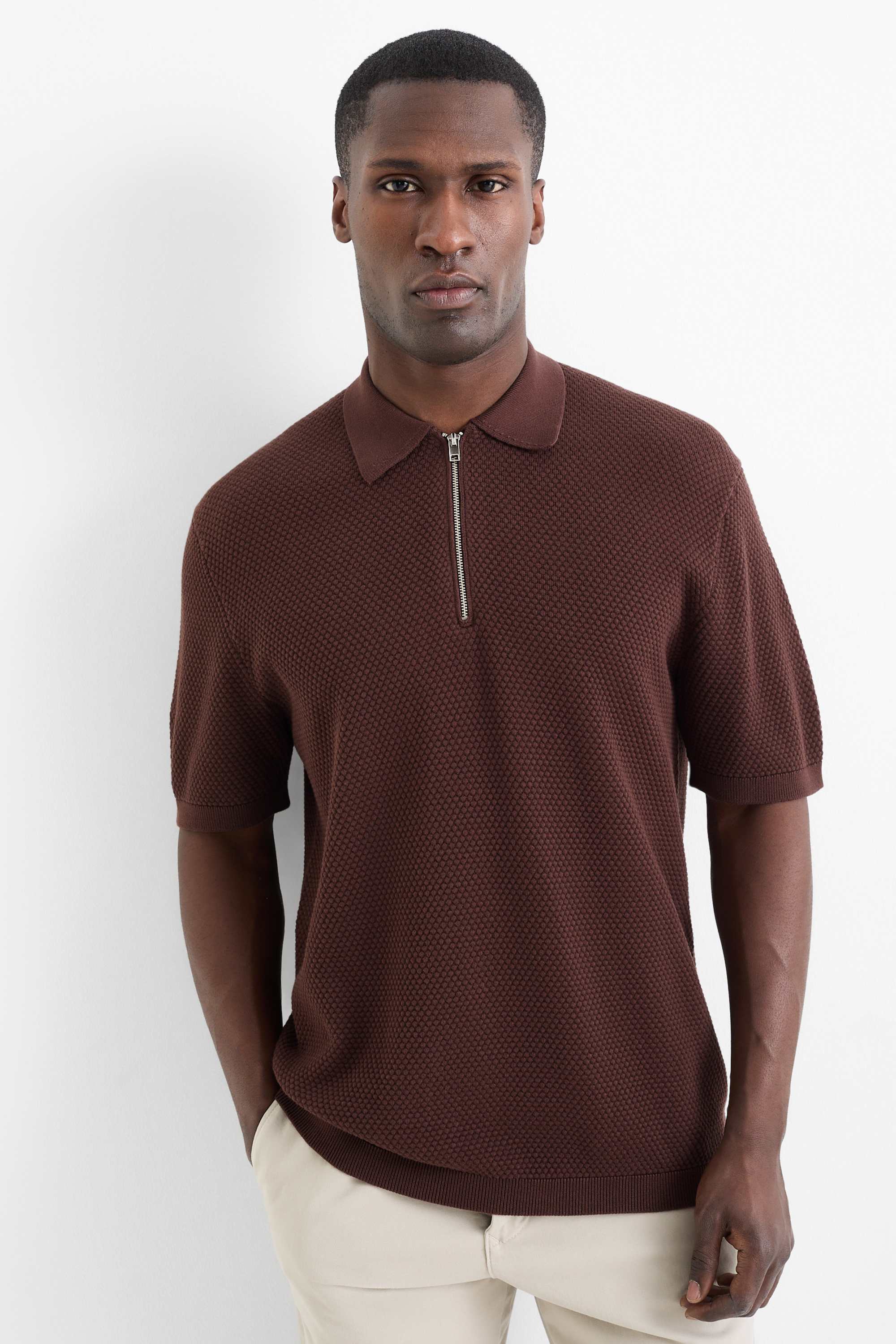 Knitted polo shirt - regular fit - textured dark brown