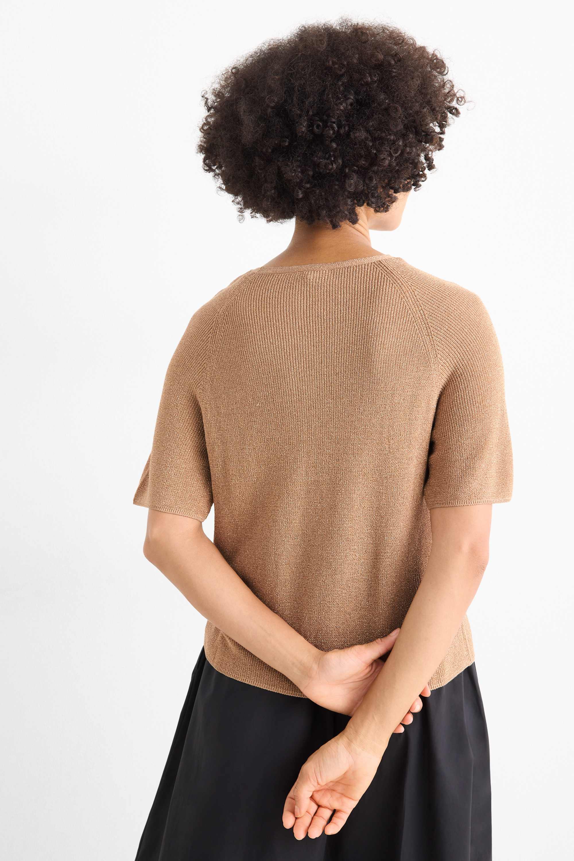 Knitted jumper - short sleeve - shiny light brown