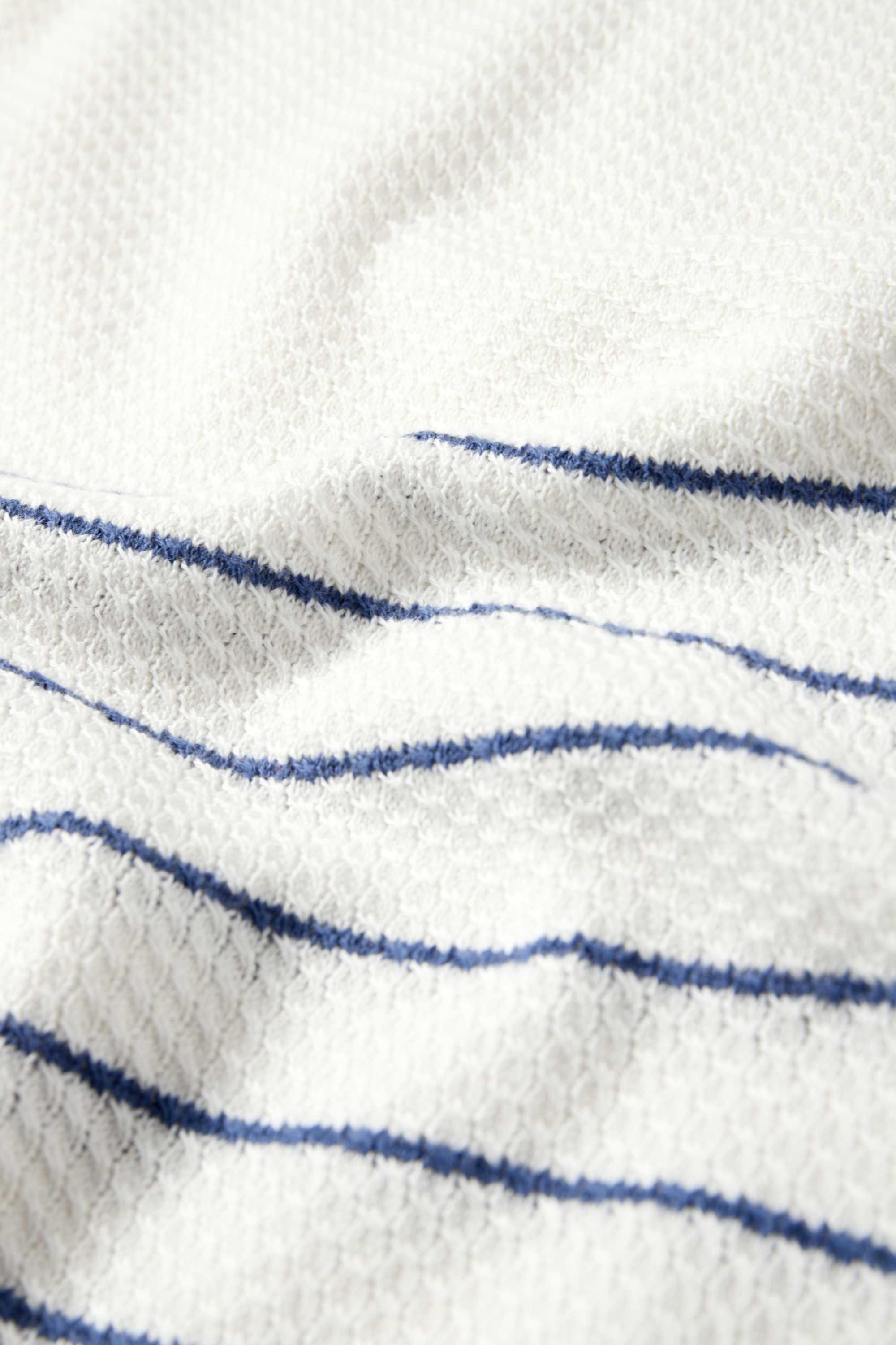 Slipover - striped - textured white