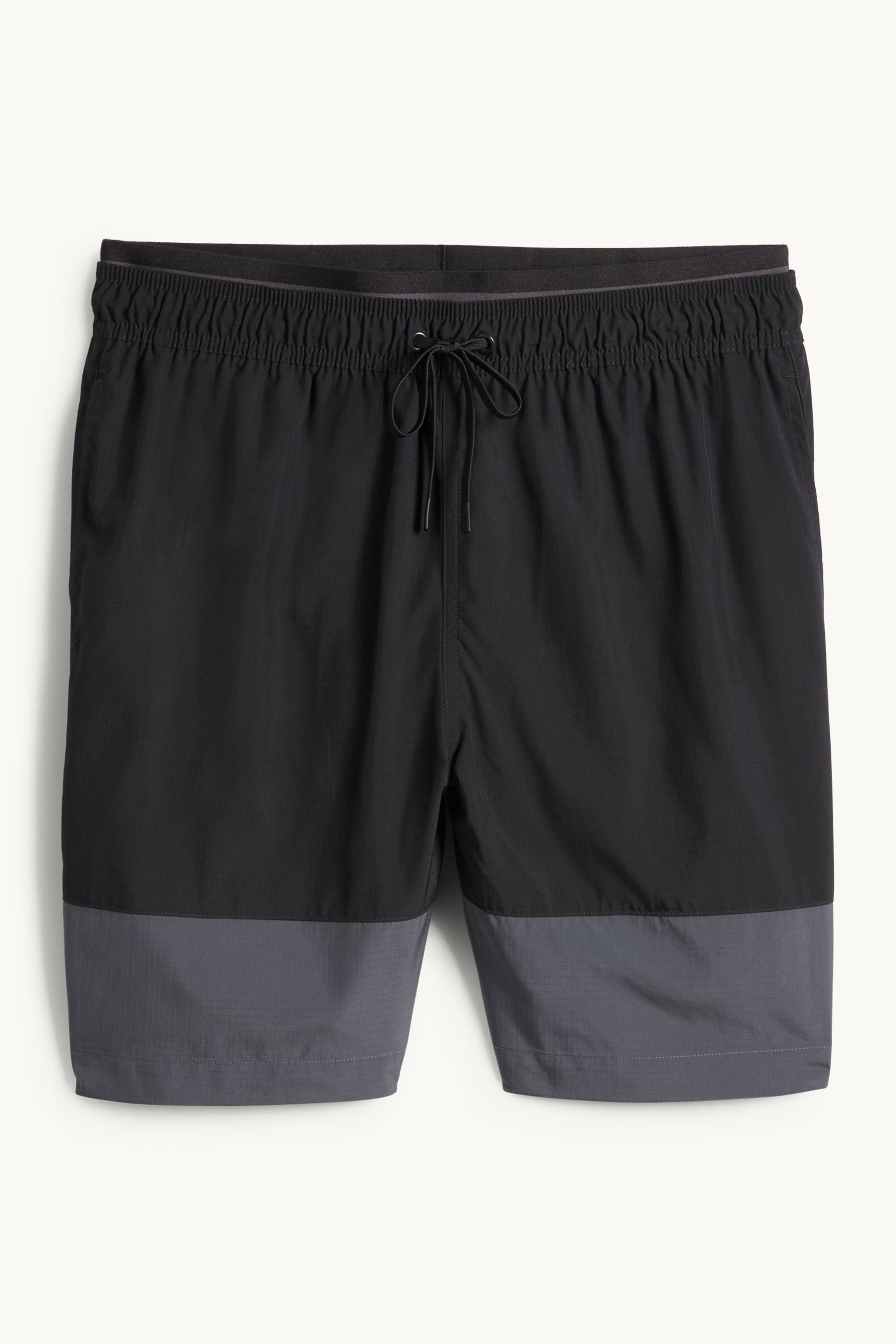 Swim shorts black