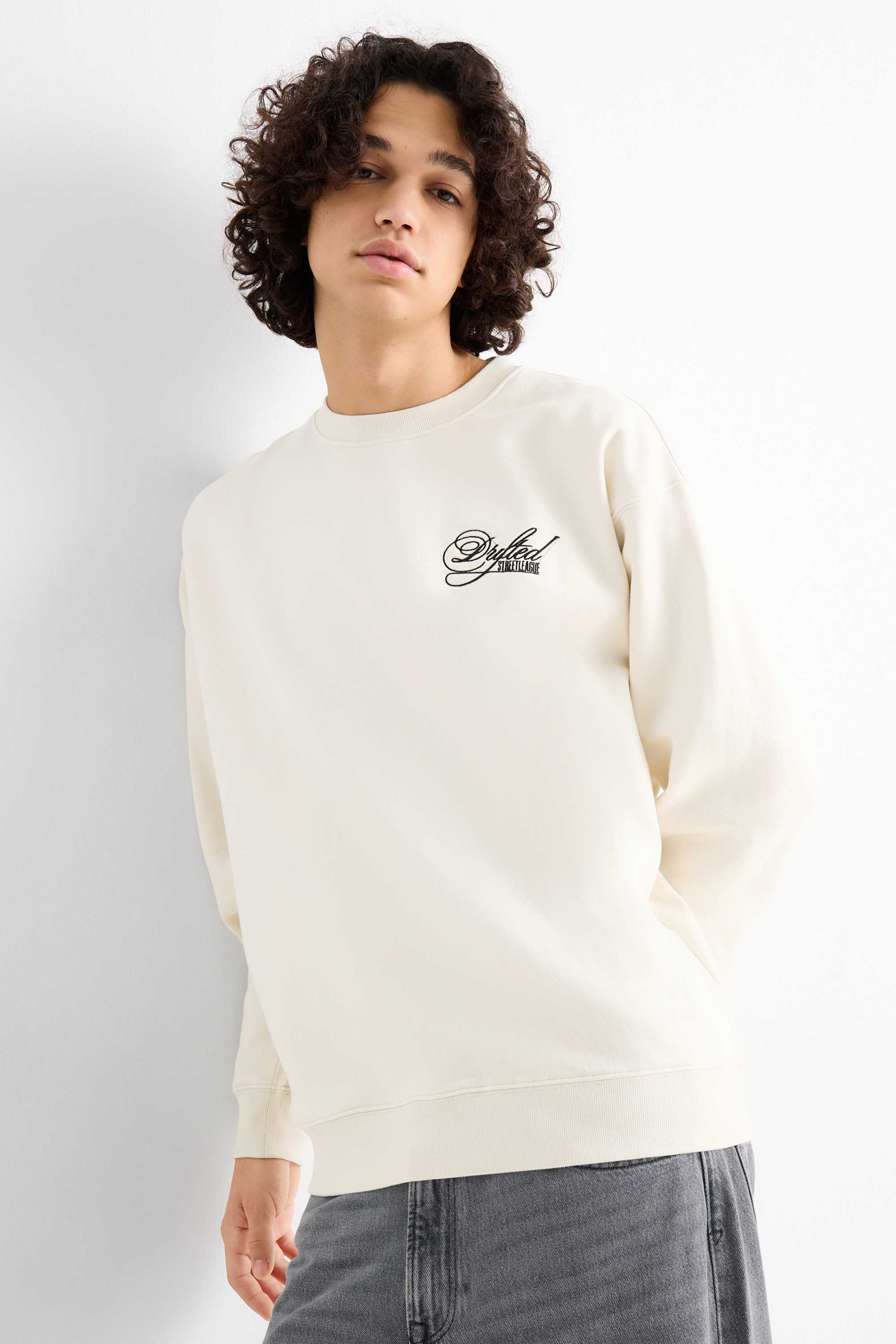 Oversized sweatshirt light beige