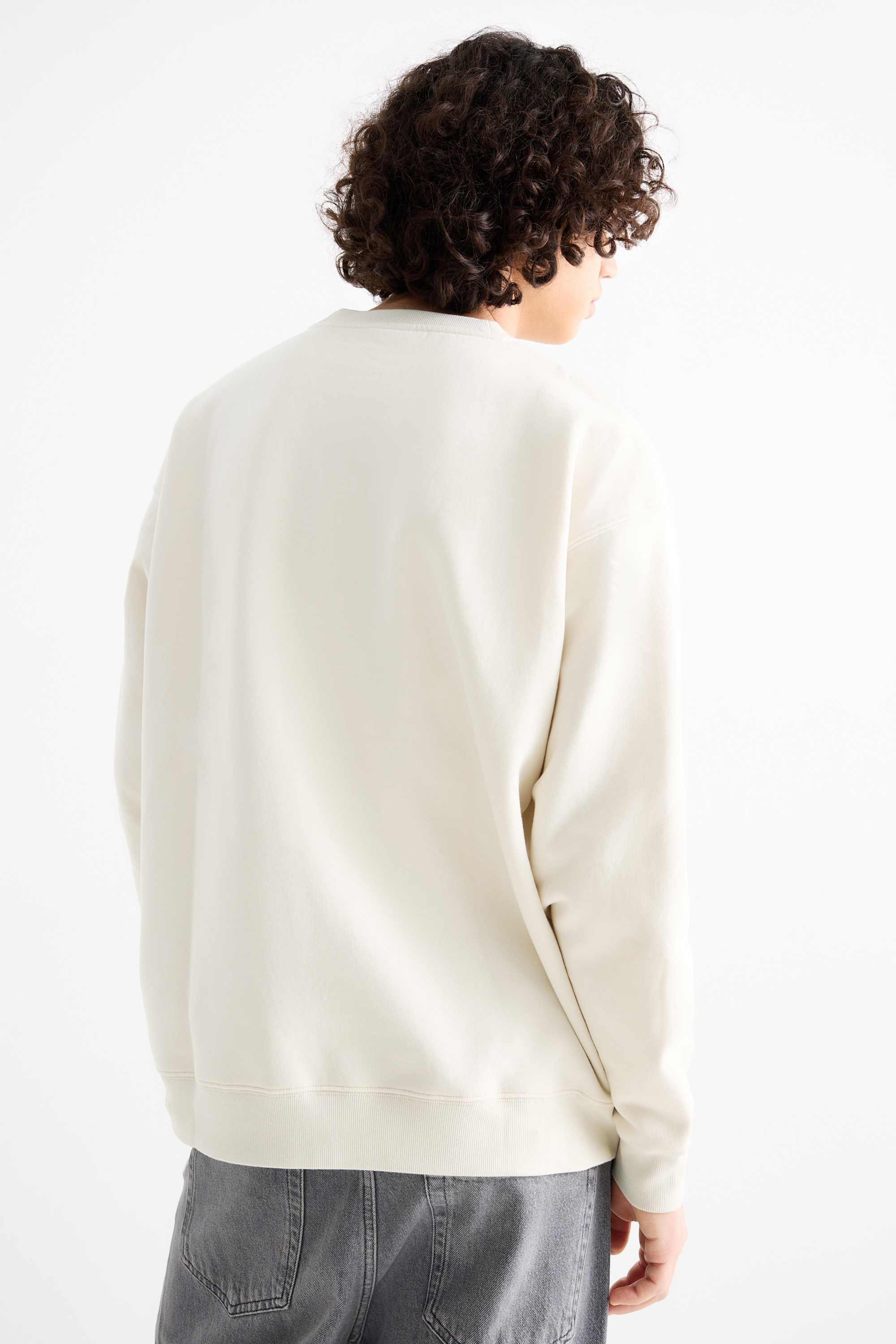 Oversized sweatshirt light beige