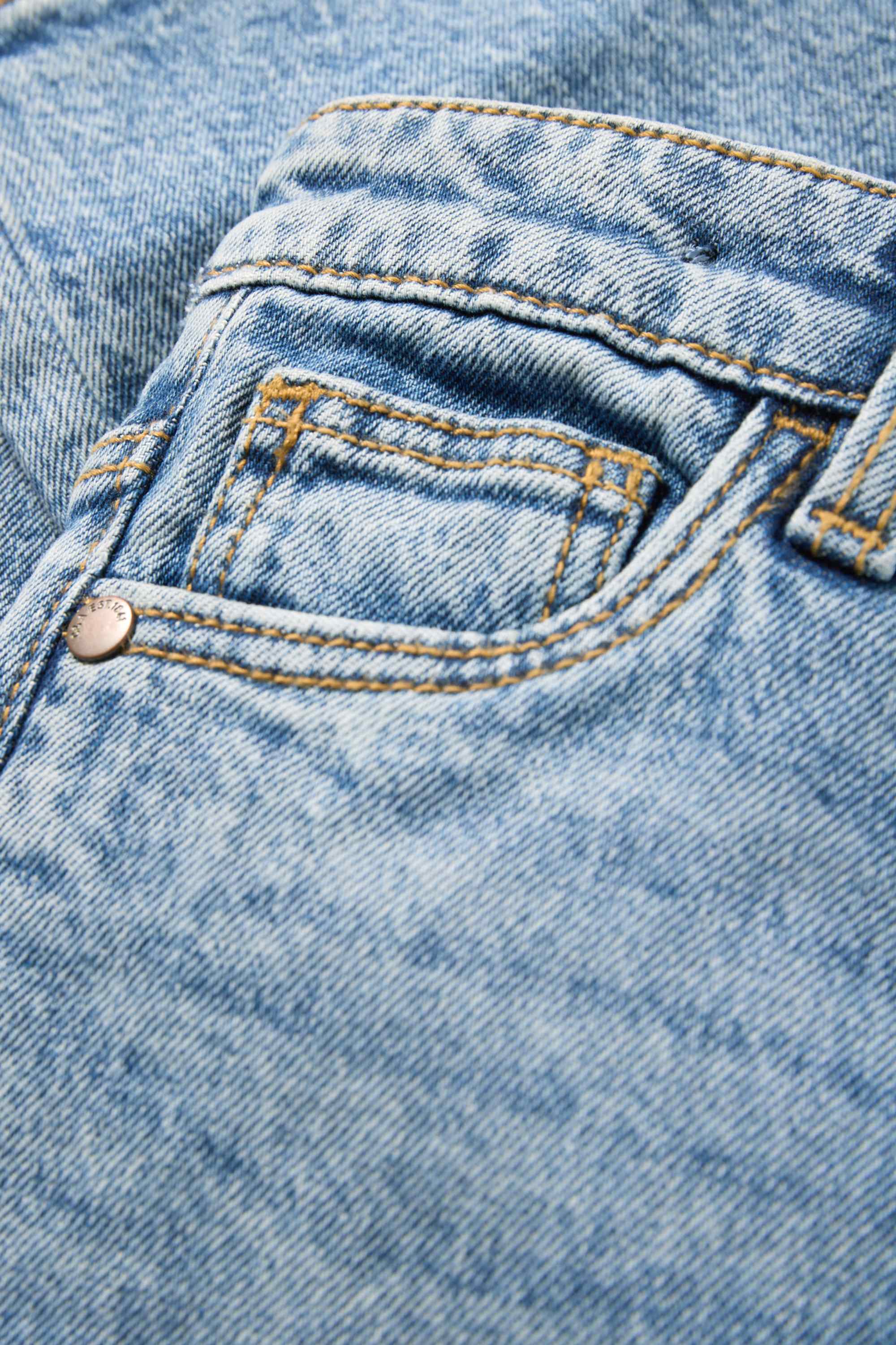 Loose jeans blue denim
