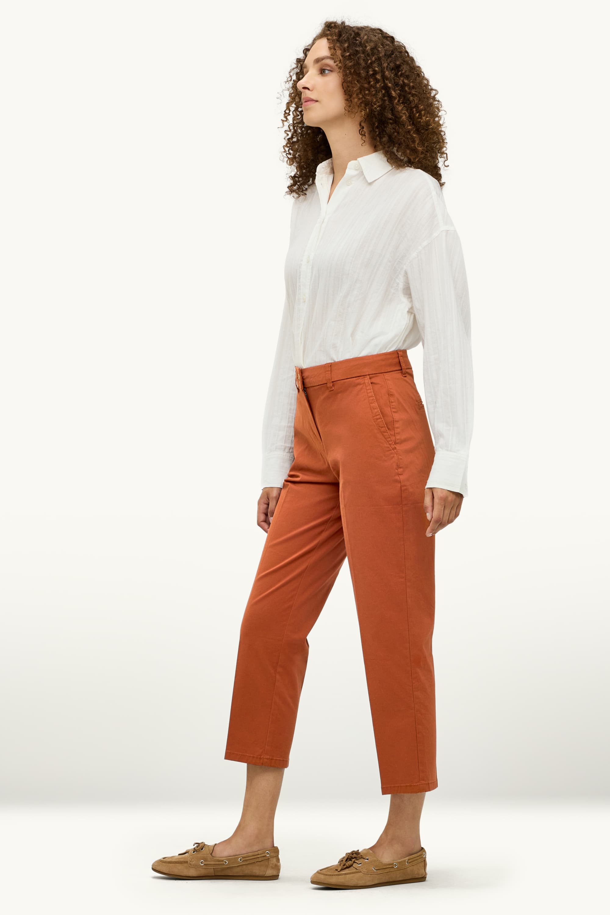 Cloth trousers - mid-rise waist - tapered fit brown