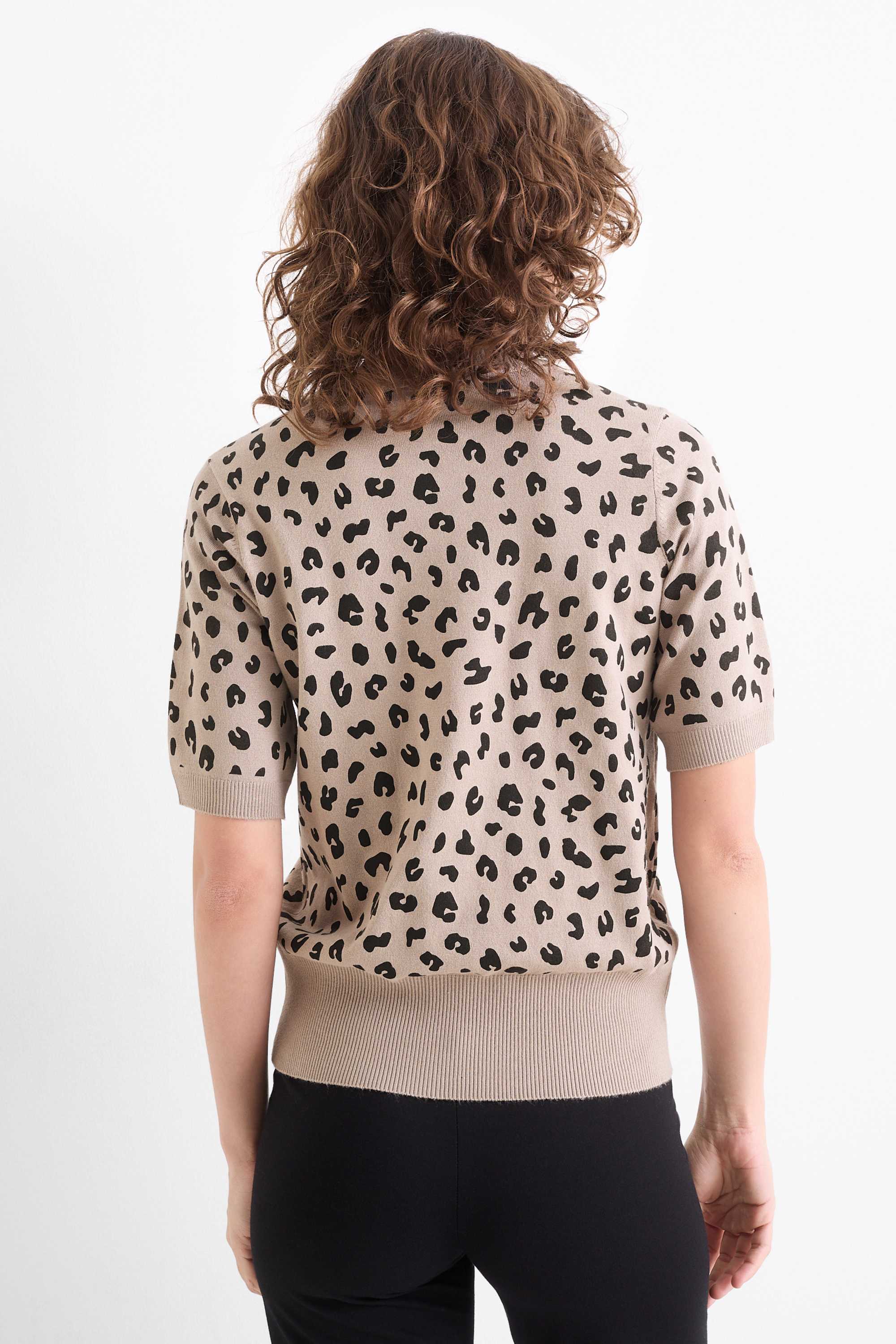 Knitted jumper - short sleeve - leopard print black / beige
